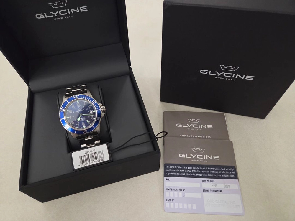 Glycine Combat Sub Automatic GL0077 Blue Dial 42mm Swiss Men’s Watch Box Papers