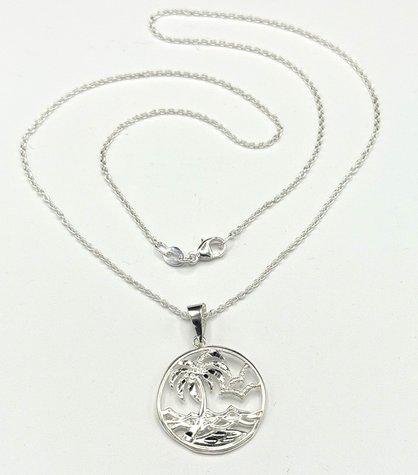Sterling Silver Ocean View Palm Tree Pendant Necklace 18″ NWT 4.0g Gift Box