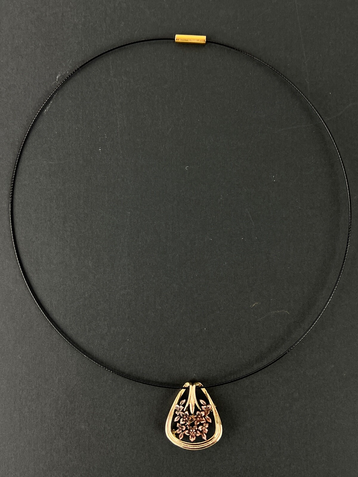 Black Coated Wire Magnetic Choker Necklace w/Open Work Floral Brooch & Pendant