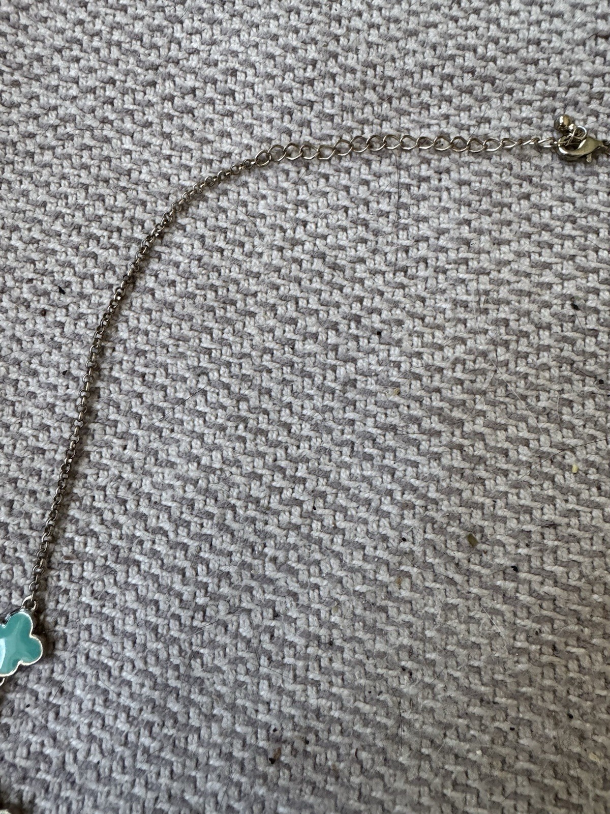 Vintage Gold Tone Metal and Turquoise Enamel Clover Leaf Shaped 38” Necklace