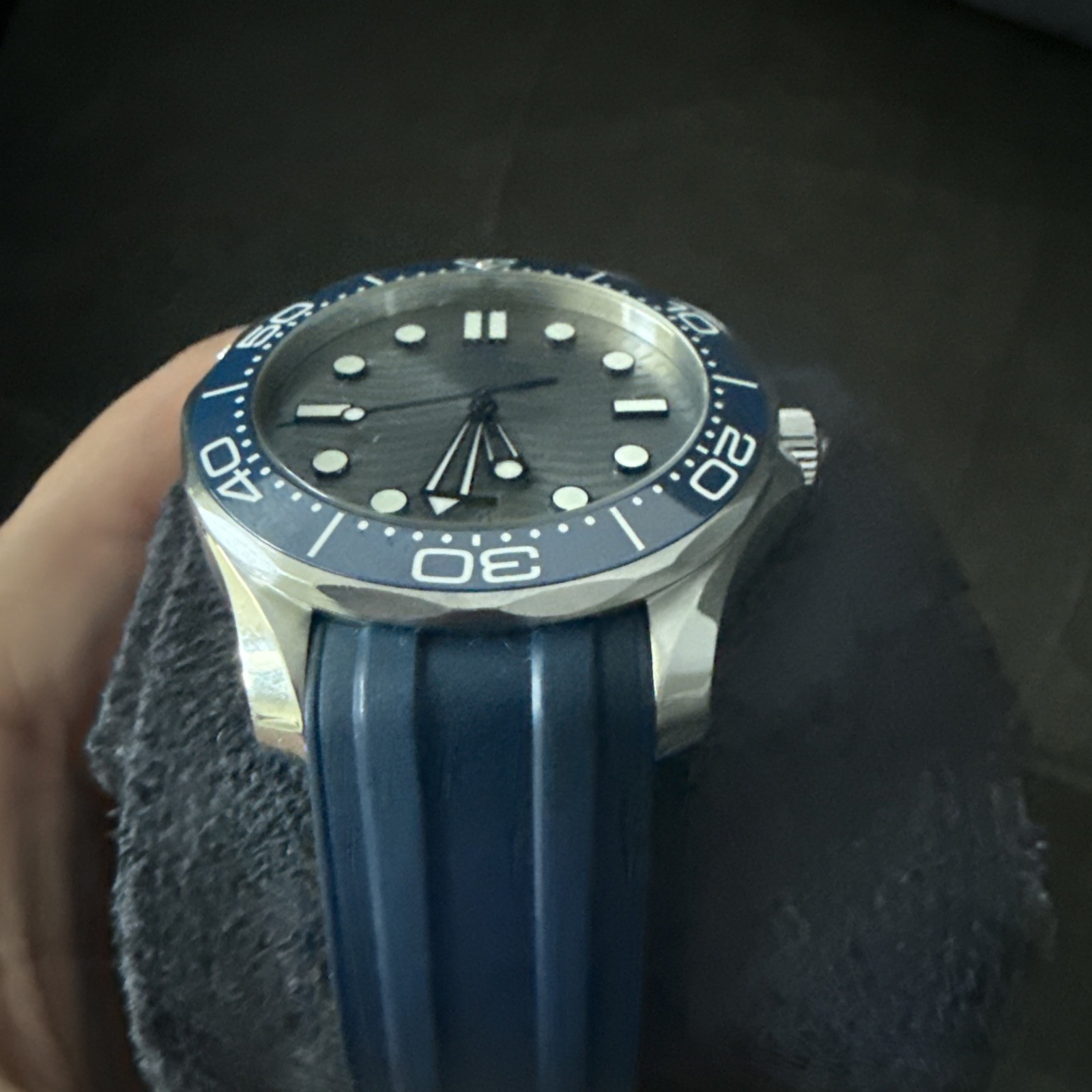 OMEGA Seamaster Diver 300M Grey Wave Dial 42mm | 210.32.42.20.06.001 |