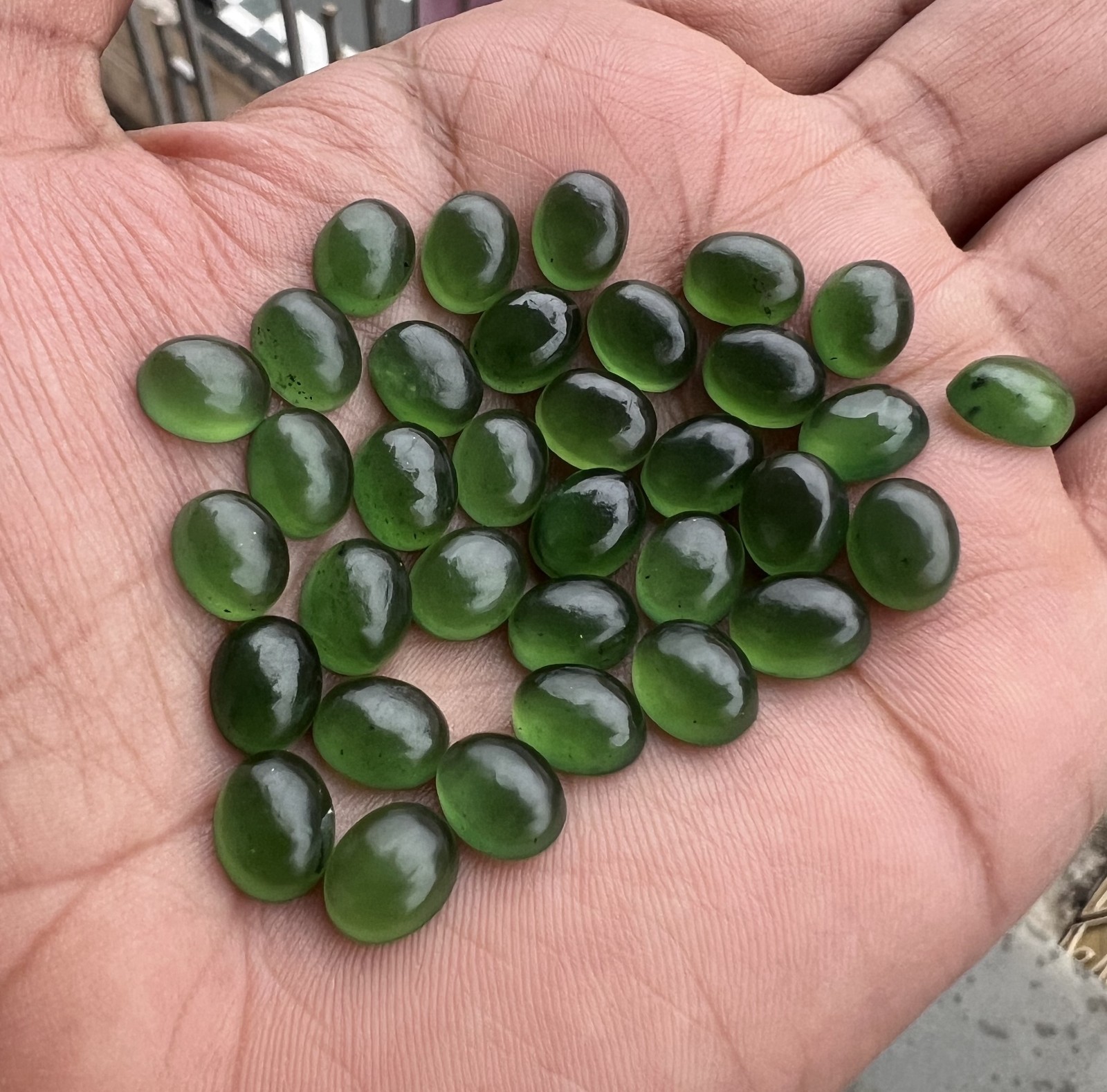 Natural Green Serpentine Oval 4×6 mm to 15×20 mm Cabochon Loose Gemstone Lot