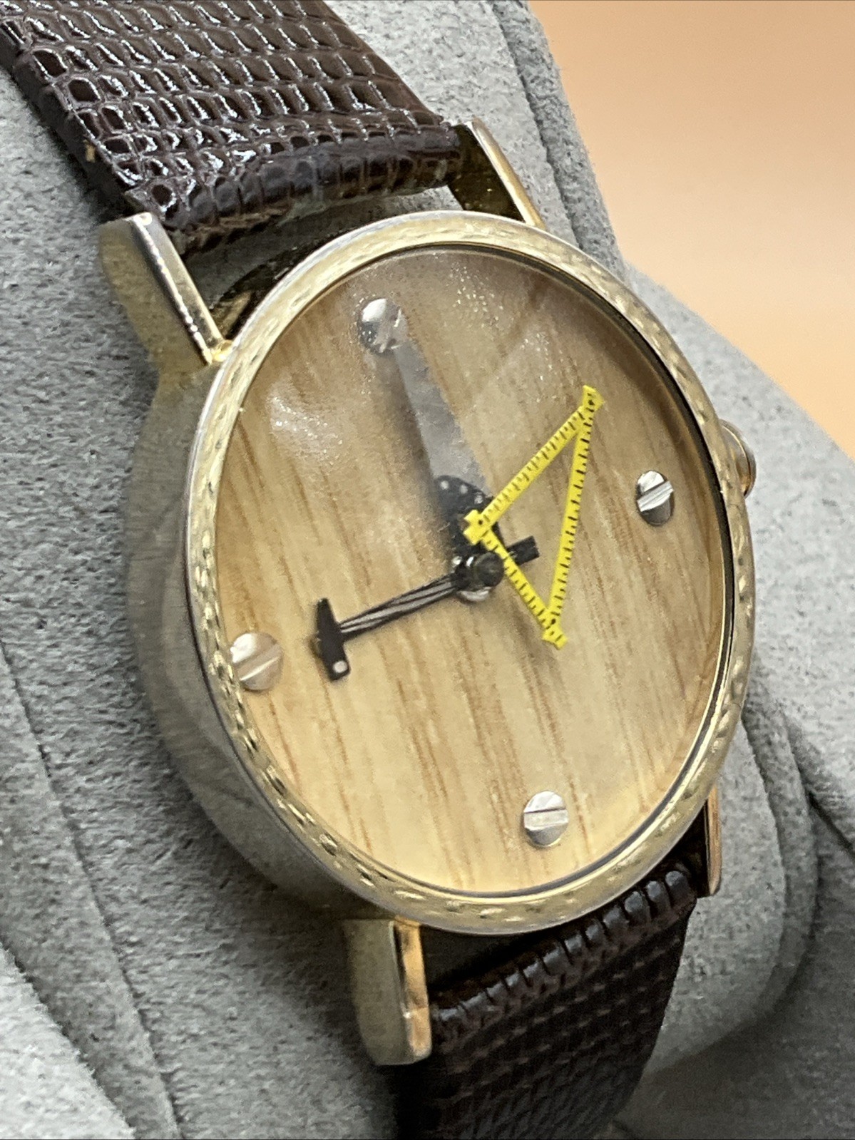 Consort Analog Wood Grain Beige Dial Brown Leather Stainless Steel Wristwatch
