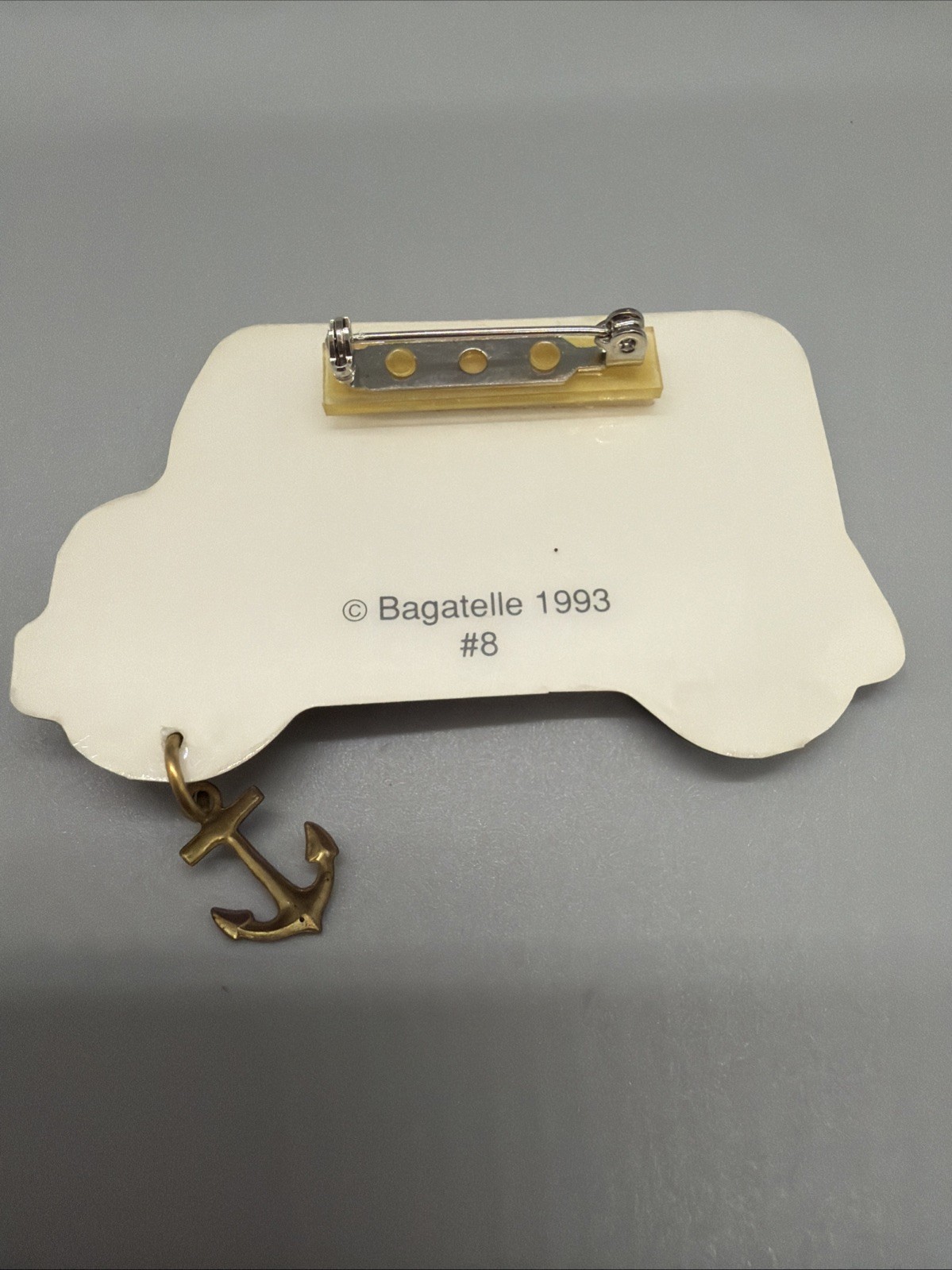 Vtg Bagatelle Plastic Pin 1996 #8 School Bus Key Dangler brooch kitsch humor