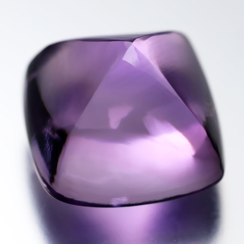 15.56 ct Sugarloaf Cut (14.18 x 14.06 mm) Unheated / Untreated Purple Amethyst