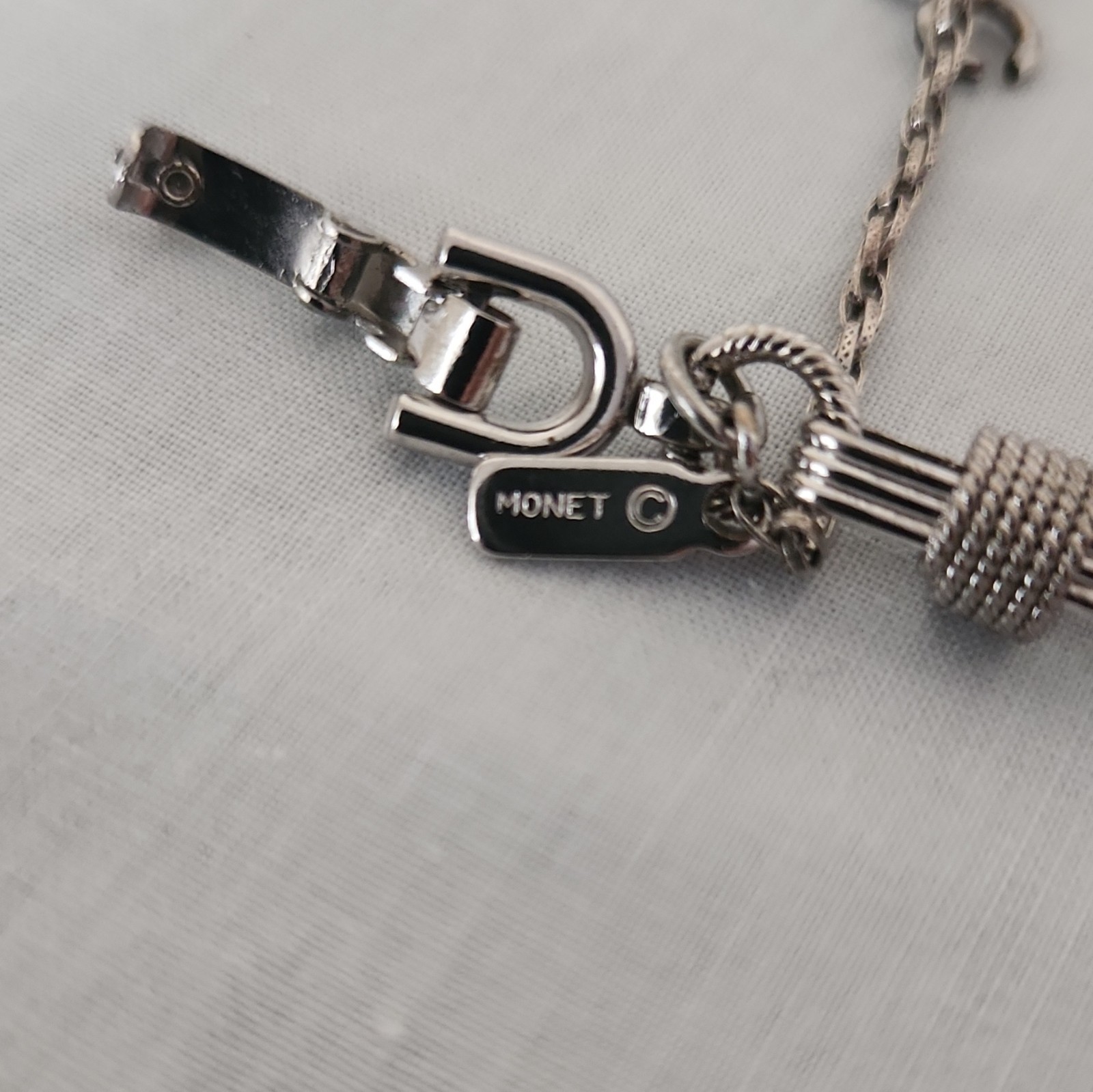 Monet Signed Silver Tone Chain Link Bracelet w/ Safety Chain 7″