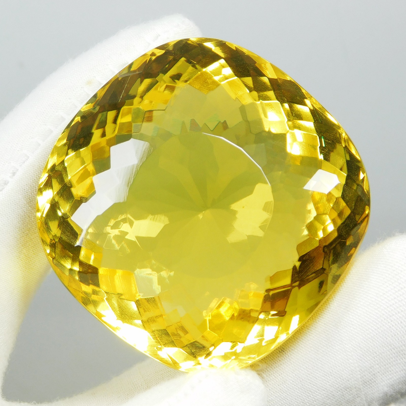 Certified 459.00 Cts Natural Lemon Yellow Topaz Radiant Cut Stunning Gemstone