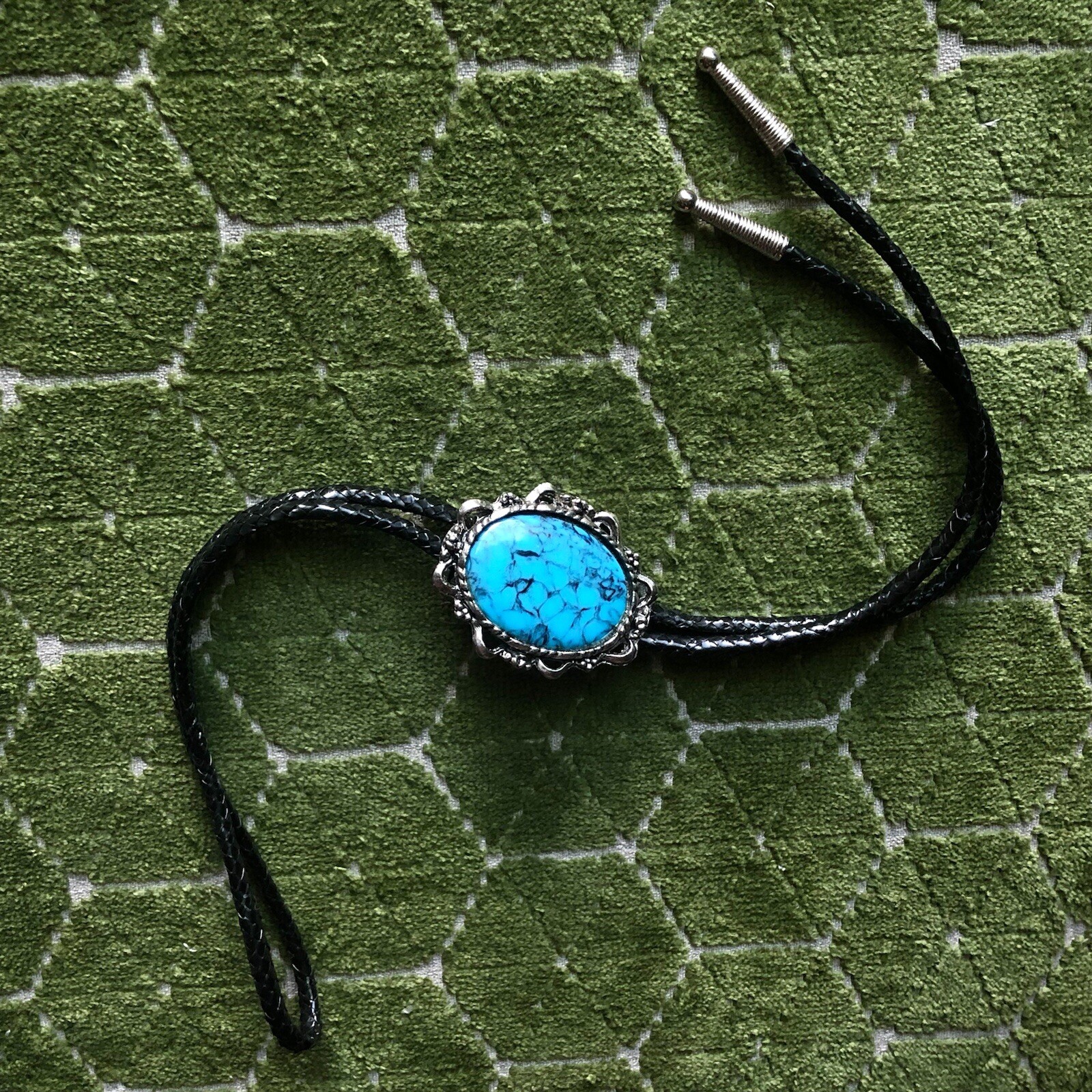 Bolo Tie Vintage 1970s Manmade Leather Turquoise Plastic Inlay Unisex