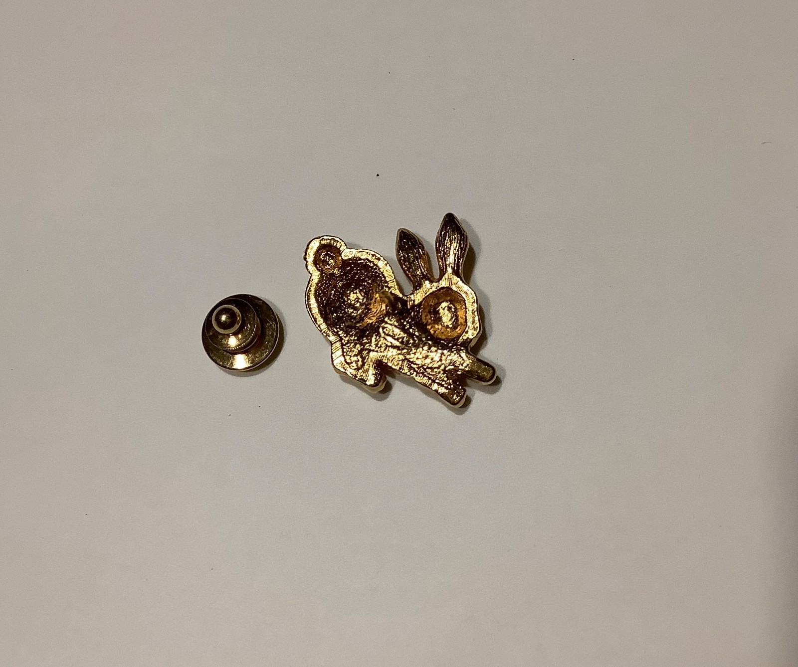 Vintage AVON Animal Lot of 3 Gold Tone Lapel Pin Mouse Frog Bunny Rabbit Brooch