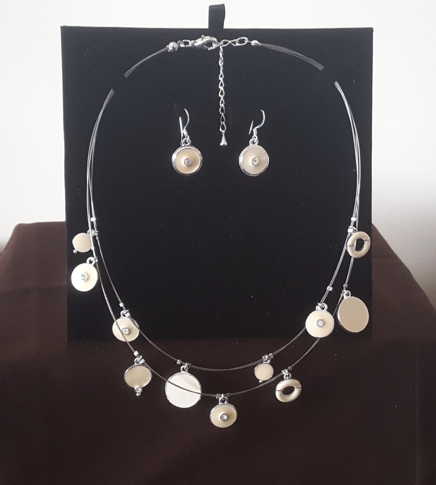 Bliss Womens Round Enamel Drop Pendant Necklace Earrings Set 16″ Branded Box