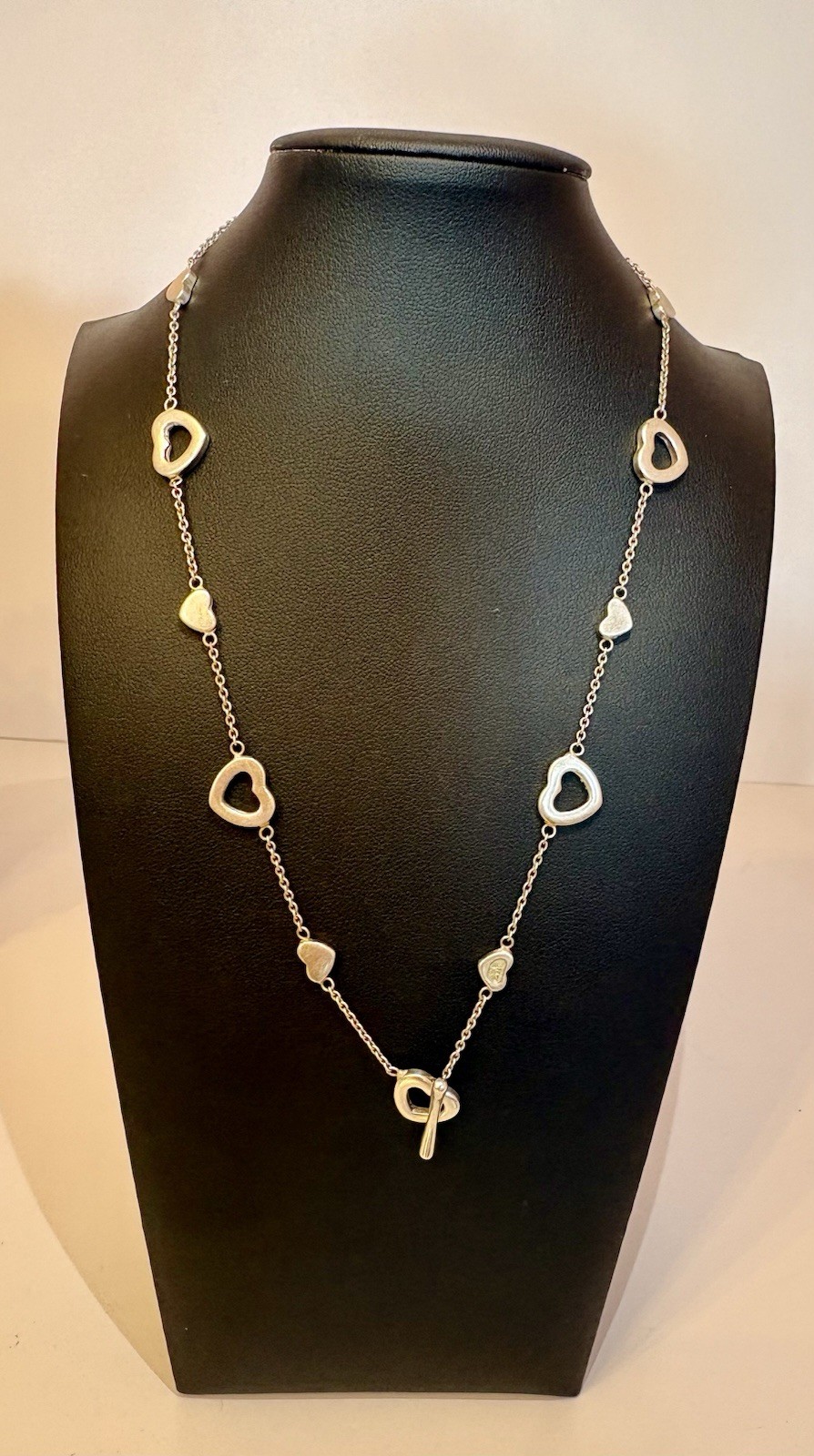 Tiffany & Co. 925 Sterling Silver Open Heart Toggle Necklace 17.5” 14.4g
