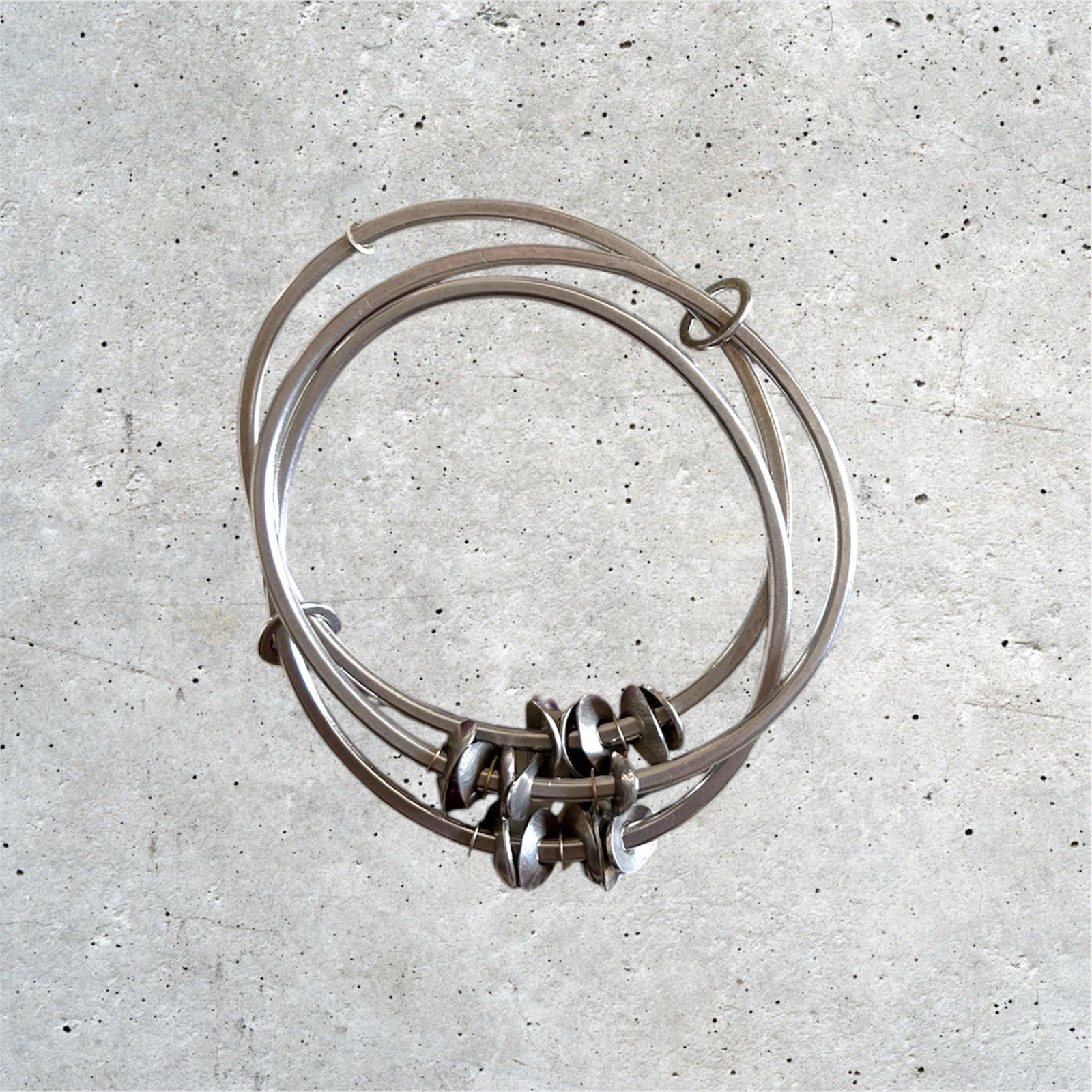 Lisa McKean Artisan Sterling Silver Interlocking Trio Bangle Bracelet 6.5cm