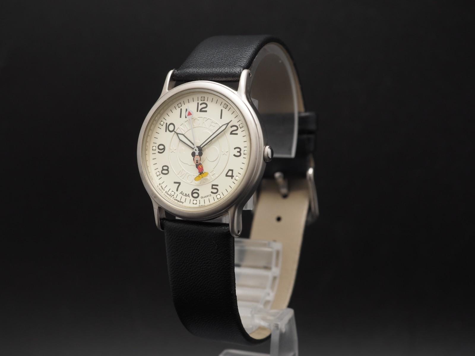 Vintage Seiko Alba Disney Mickey Mouse Y136-6E50 33mm Qz Mens Watch JAPAN