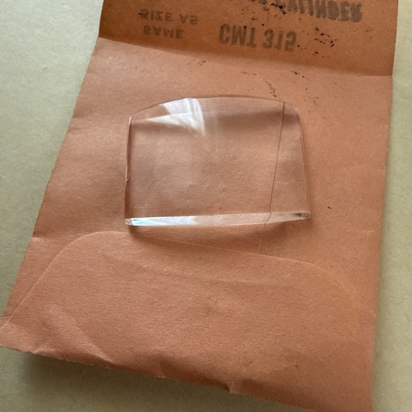 SUC RMU112 Watch Crystal For Gruen – 23.0 x 17.0 mm – Replacement / Repair Part