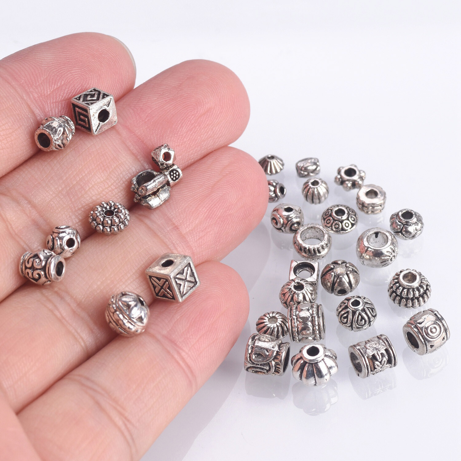 50pcs Tibetan Silver Metal Loose Spacer Craft Beads lot Wholesale Jewelry Making