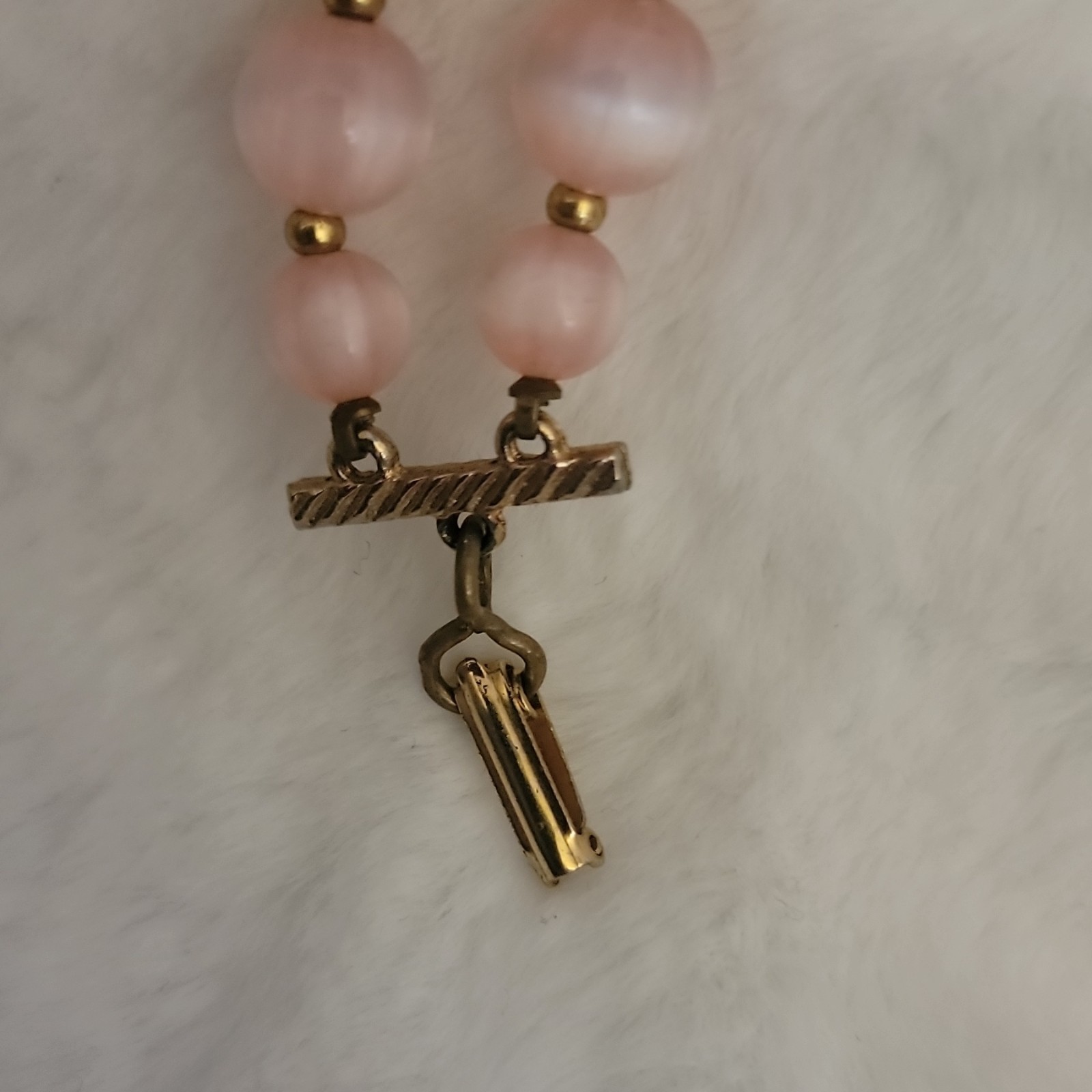 Vtg Lisner Thermoset Moonglow Iridescent Pink Peach Lucite Pearl Bead Necklace