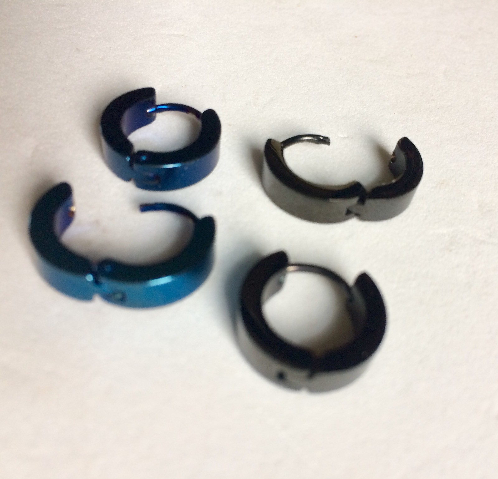 Ear Huggys Stainless Steel Hoop Earrings Black Or Blue Gold or Silver