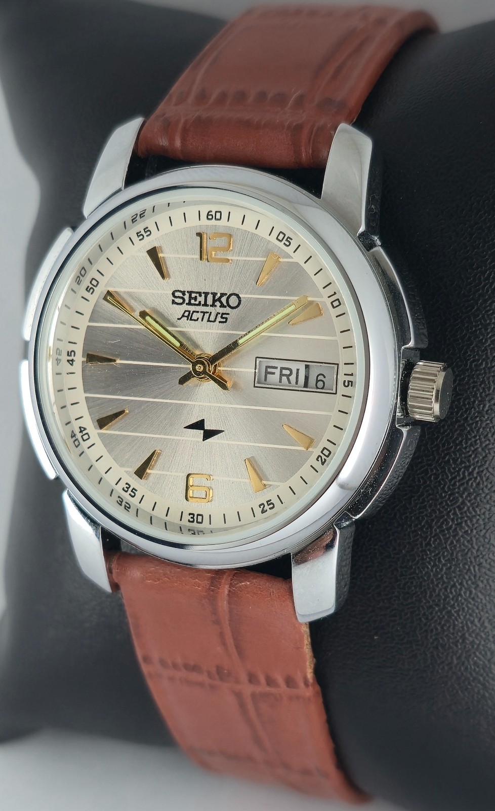 Refurbished Seiko Actus Automatic Silver Dial with Day/Date Men Watch | 17 Jewel