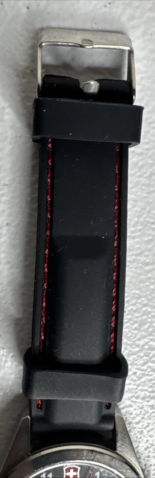 Men’s VICTORINOX Swiss Army Stainless Rubber Band Strap Watch GLOW Dark 241083