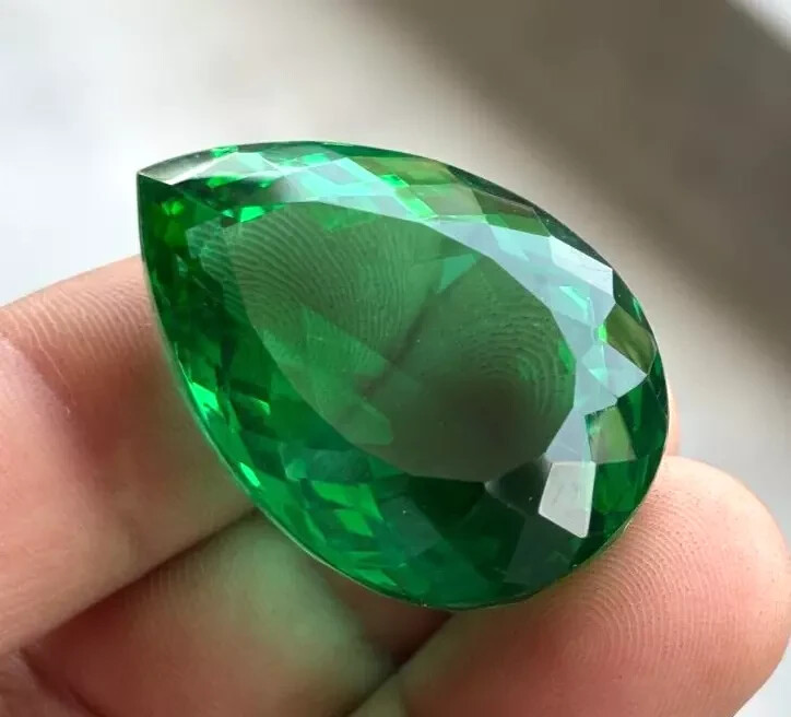 Natural Green Colombian Emerald Pear Cut Certified VVS 80+ Ct Loose Gemstone