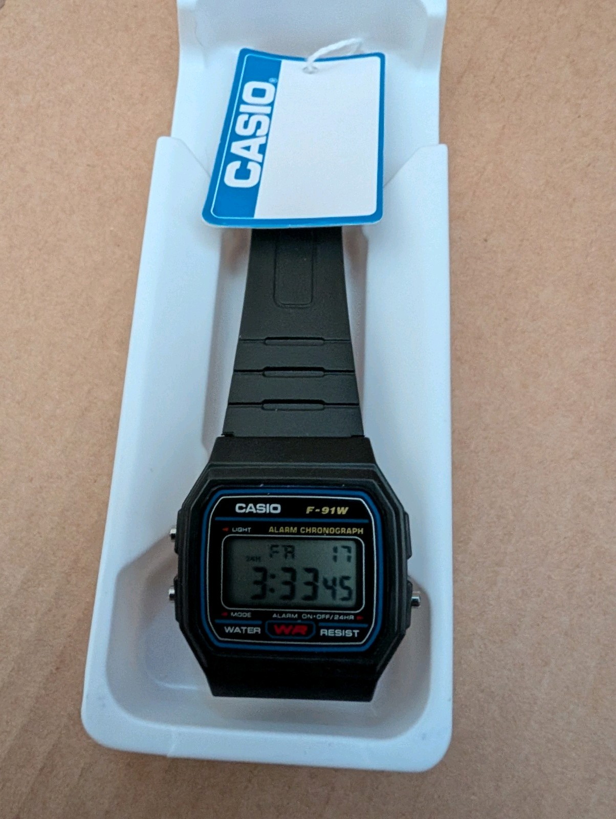 Casio F-91W-1YER DIGITAL WRIST WATCH W/ BLACK RESIN STRAP