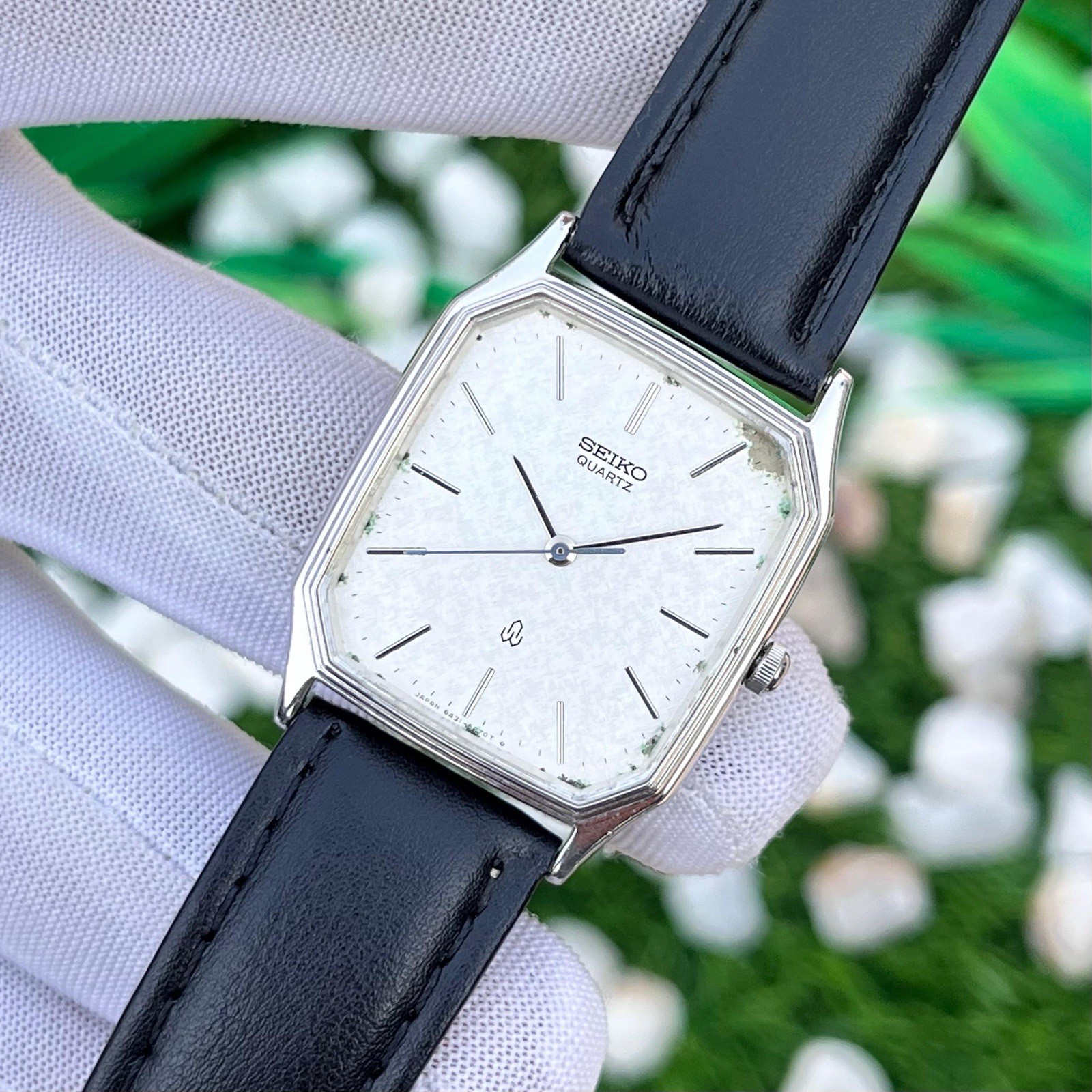 Vintage Seiko JDM Hammered Dial Dress Formal Japan Men’s Quartz Watch 6431-5150