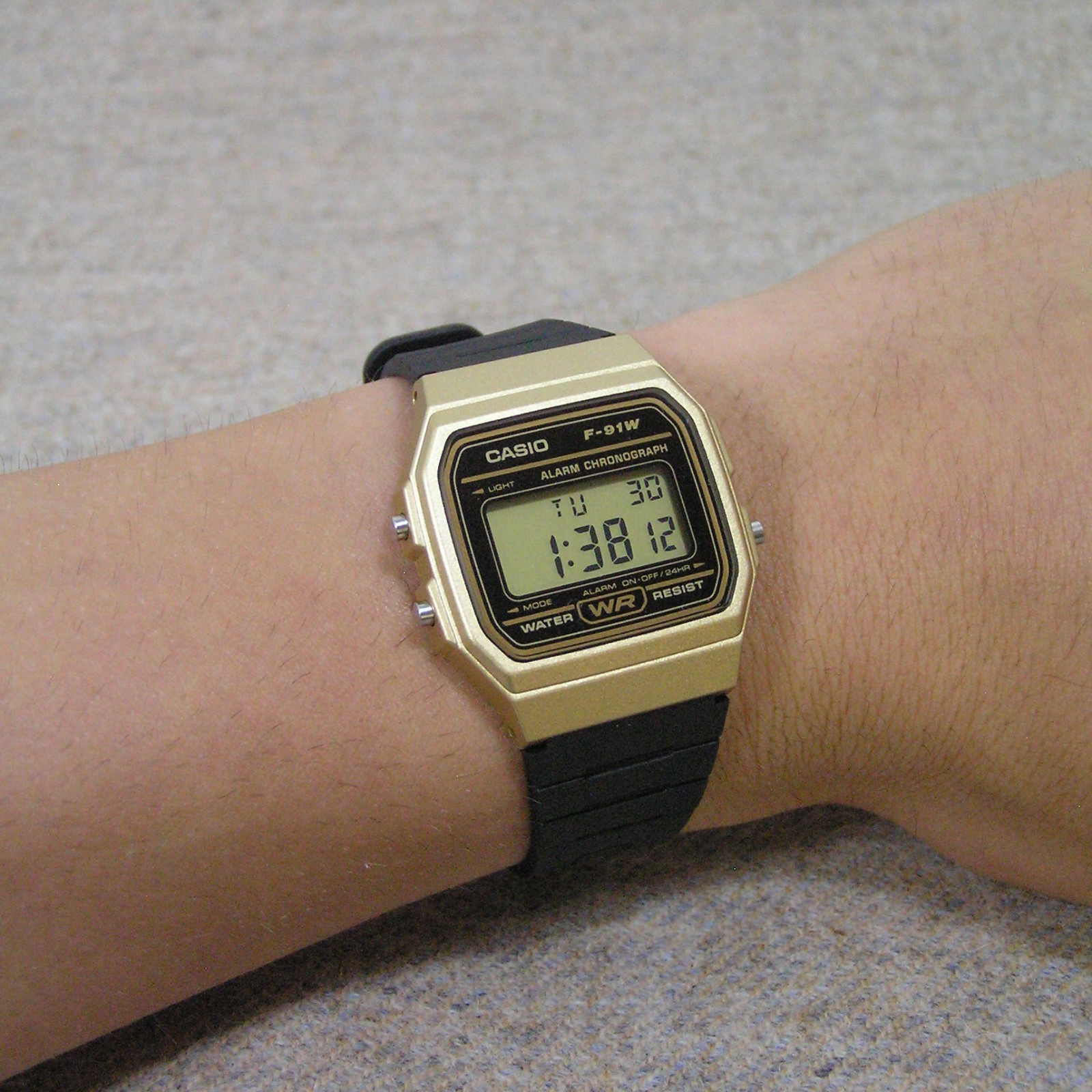 [UK STOCK!] CASIO F-91WM-9AJH GENUINE DIGITAL WATCH – Japan Exclusive Model!