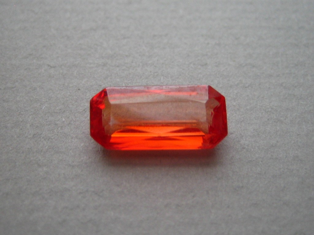 4.54 CARAT RECTANGE CUT SPESSARTINE GARNET – LOOSE STONE