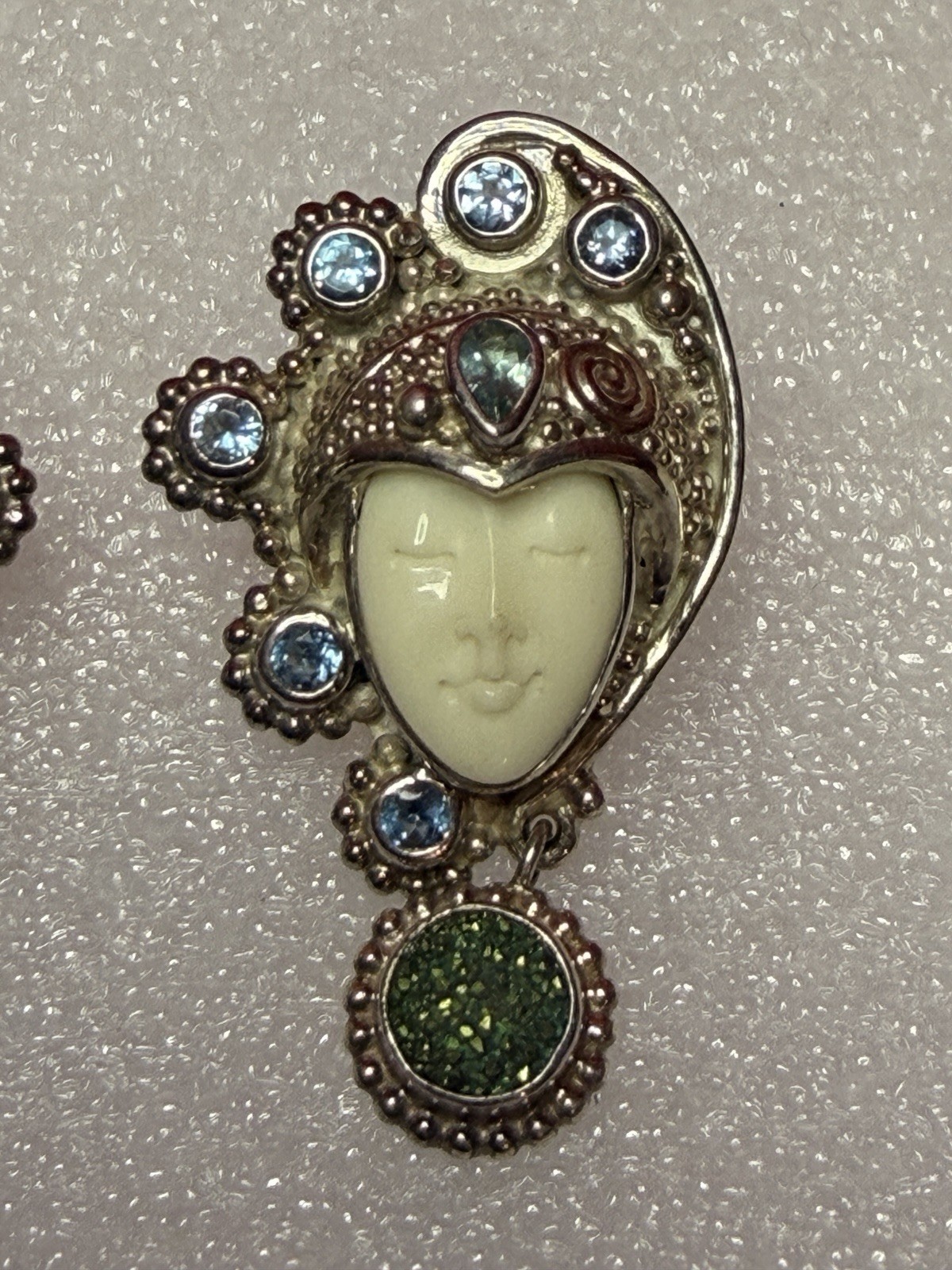 Vintage Sajen 925 Sterling Silver Carved Goddess Face Earrings