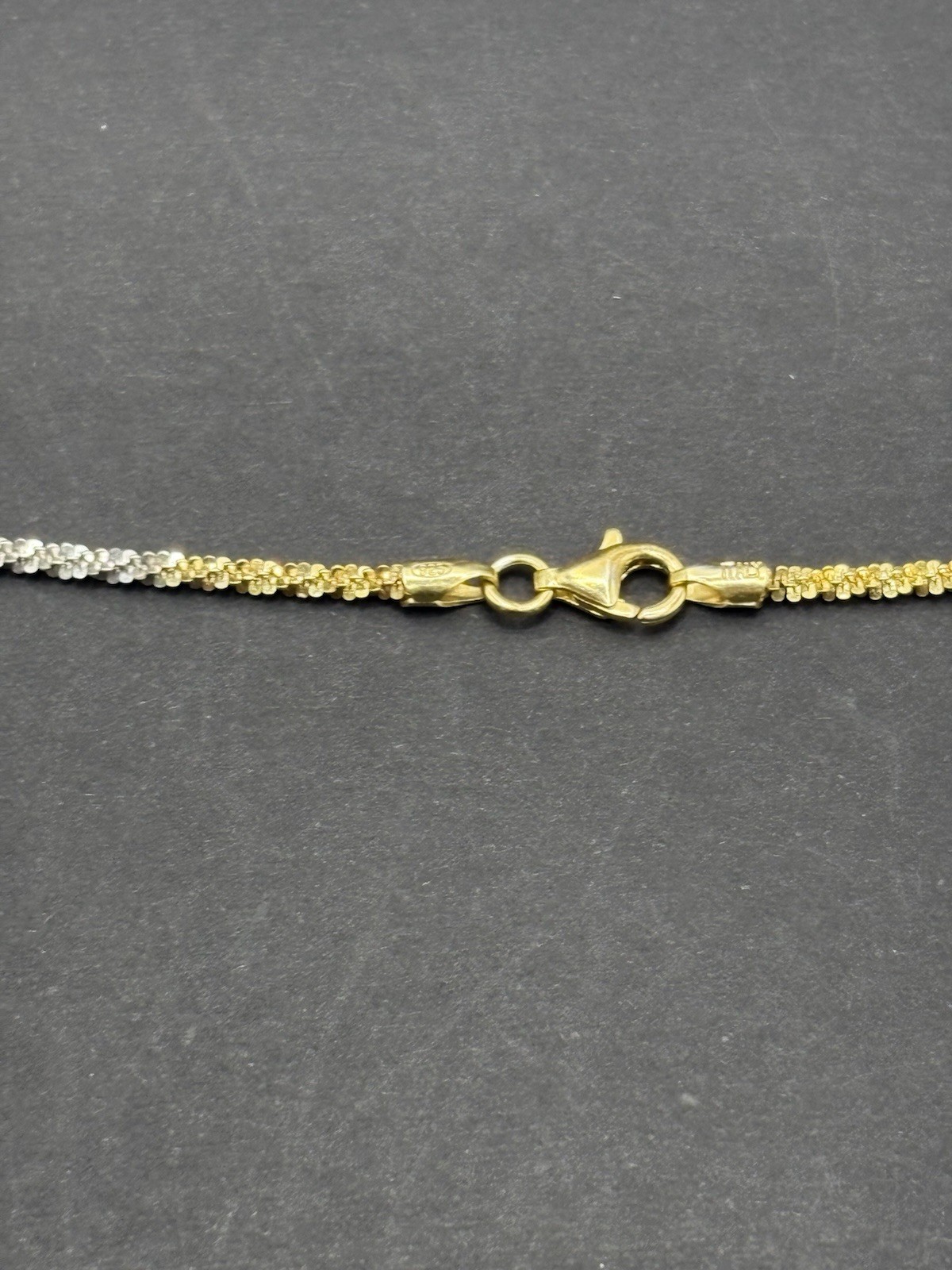EUC 18″ Sterling Silver Tri Color Sparkle Chain 3.9 Grams G22