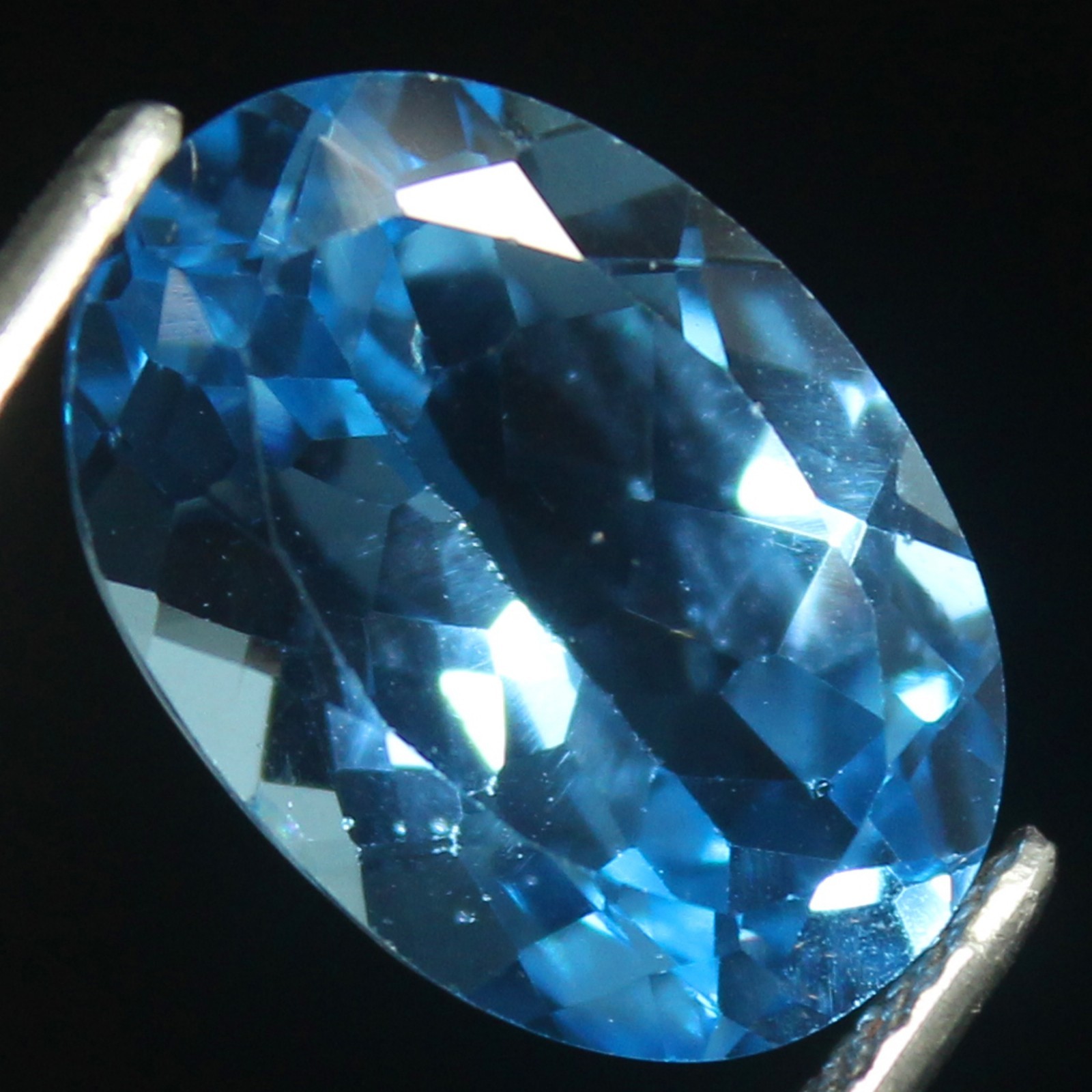Natural 6.9 Ct Certified Brazil Blue Aquamarine 14×10 MM Oval Cut Gemstones