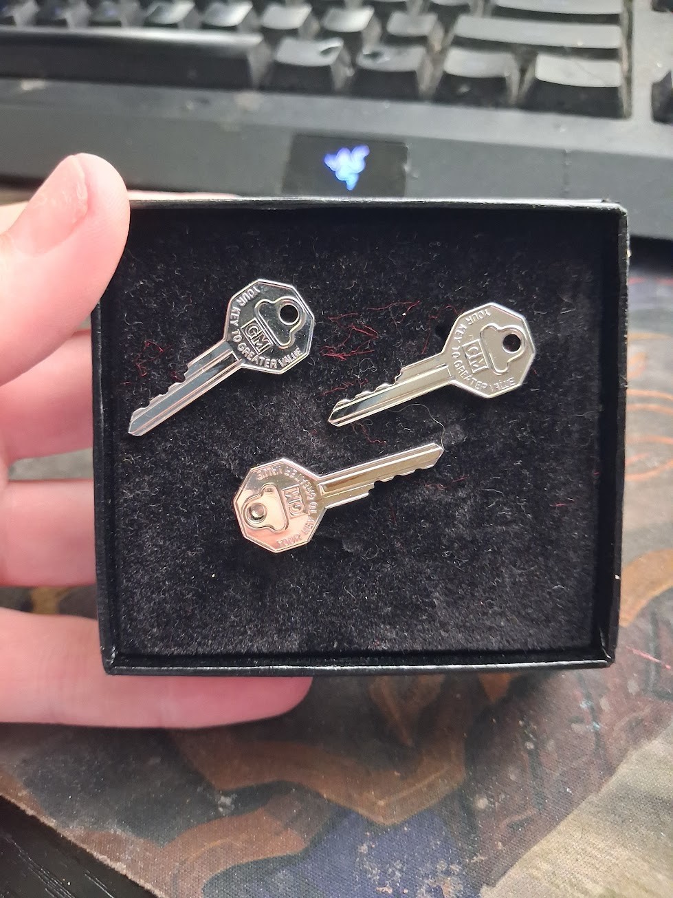 25 yr General Motor Men’s jewelry set