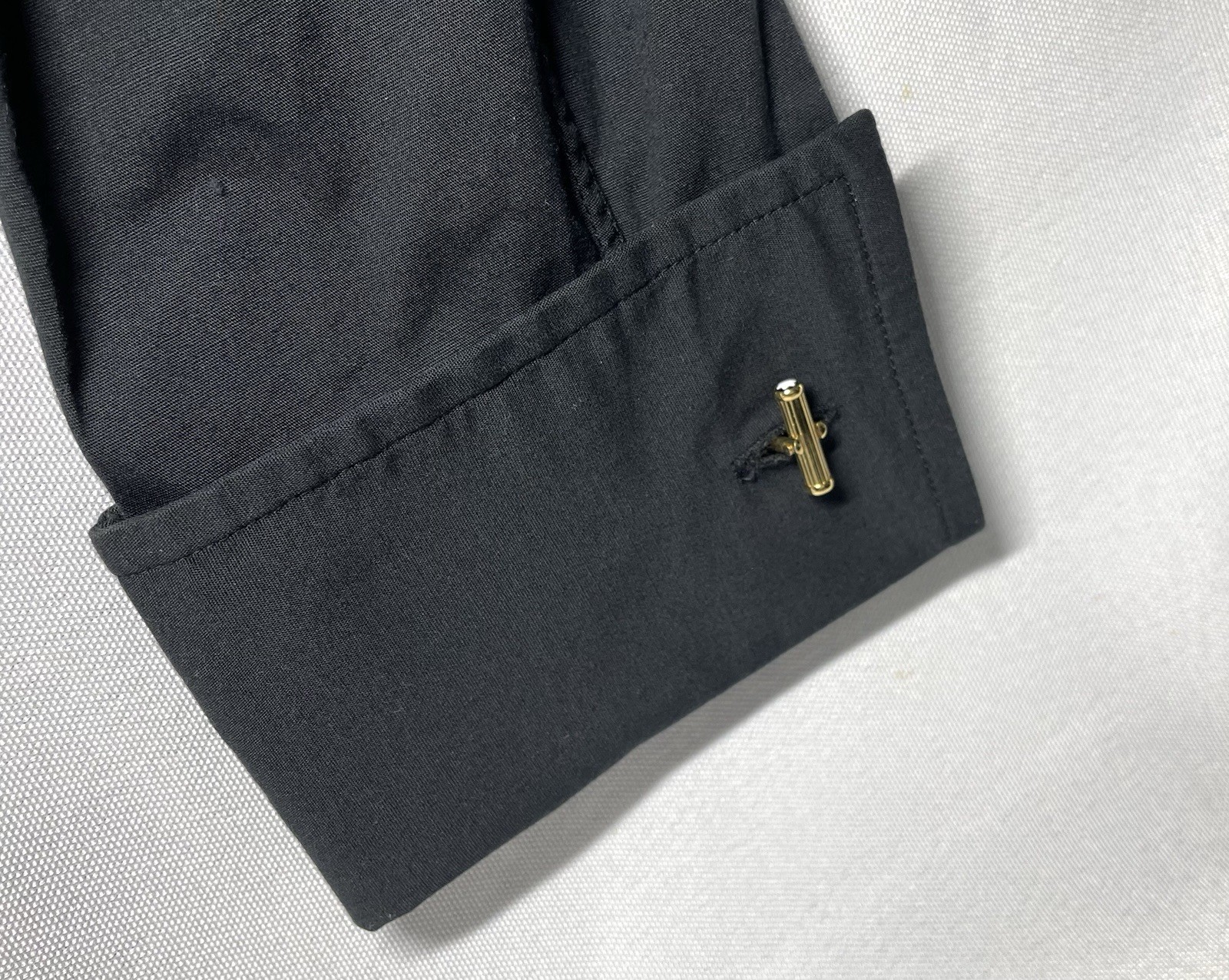Auth [Beautiful] Montblanc Logo gold metallic & black onyx Oval cufflinks +Box