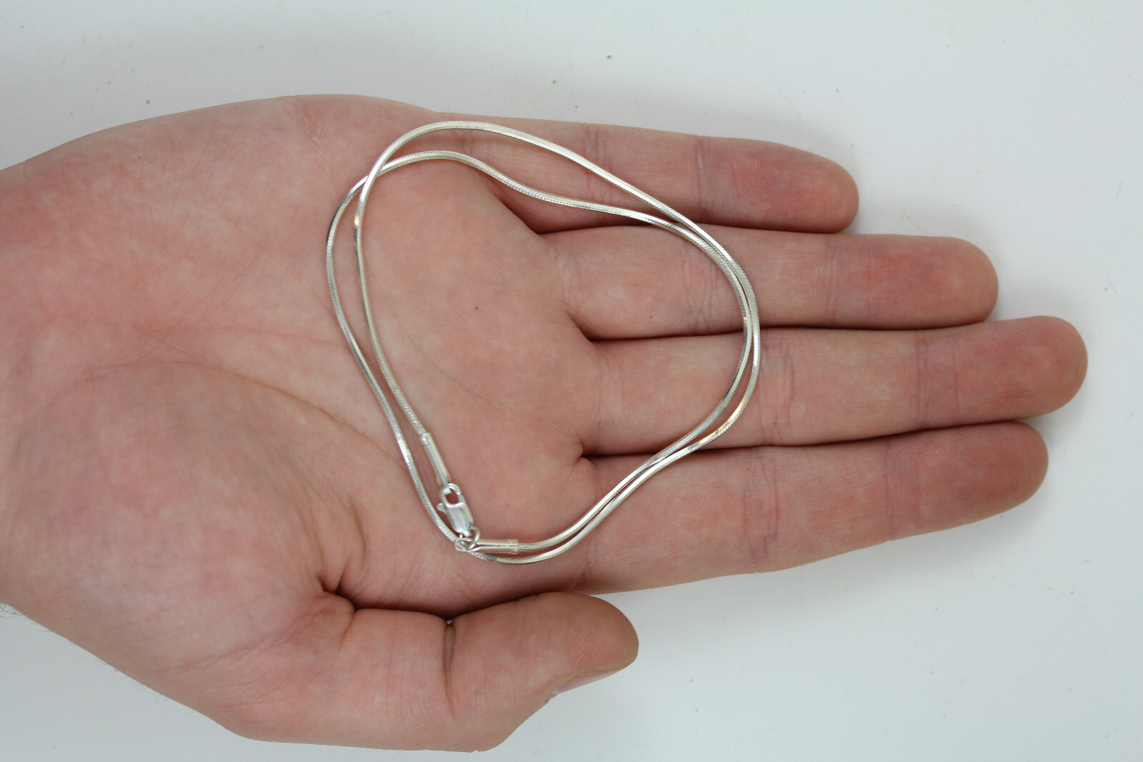 VINTAGE DIAMOND CUT SNAKE ITALY STERLING SILVER 925 18.5″ NECKLACE CHAIN CLASSIC