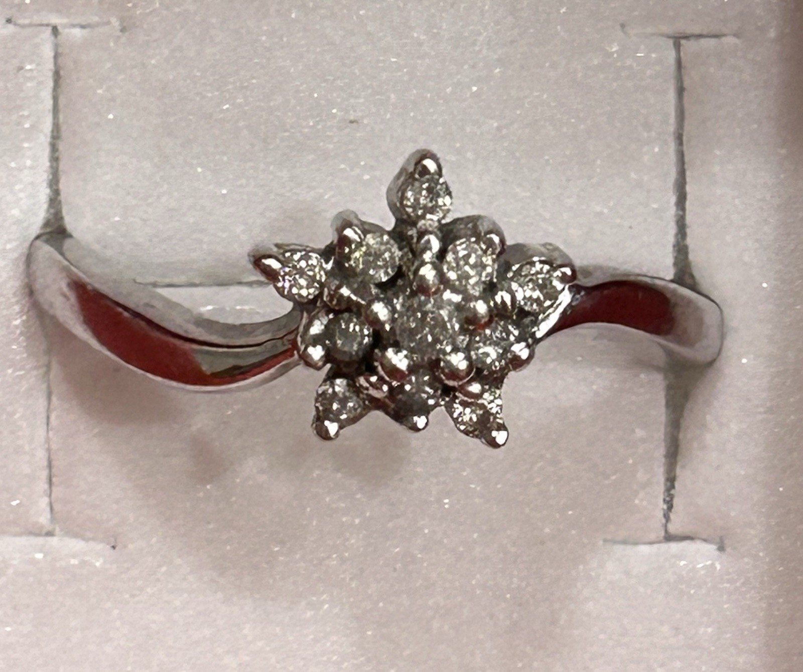 Diamond Cluster Right Hand Ring Size 7 White Gold