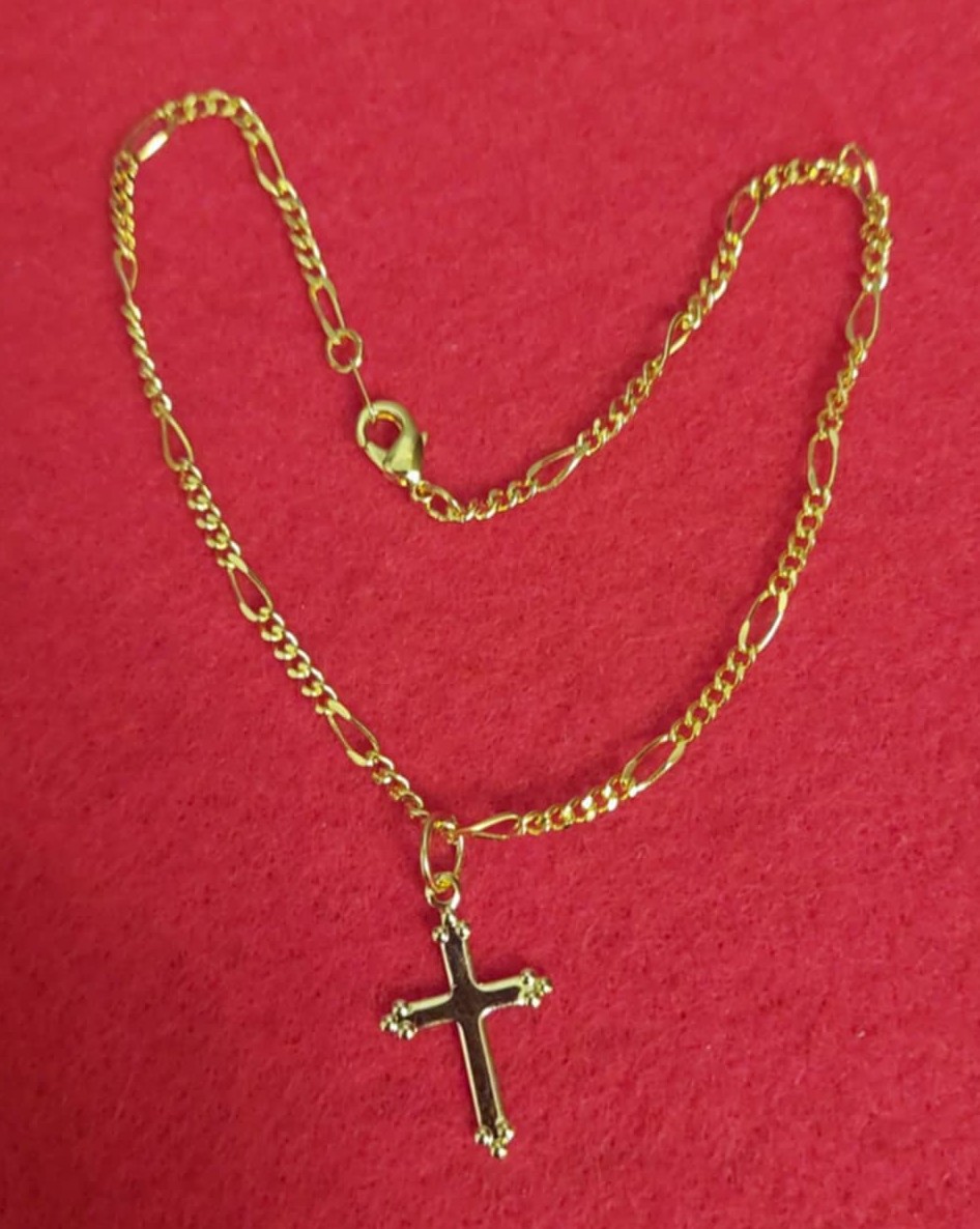 WOMENS 14KT GOLD PLATED CROSS FIGARO ANKLET – A8