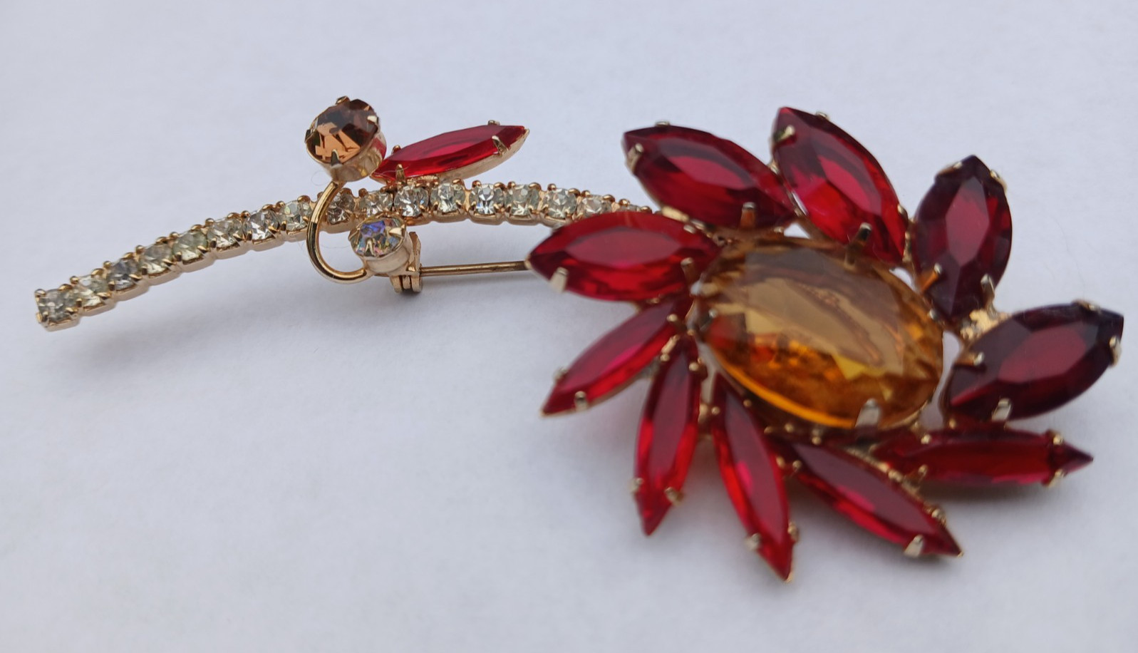 D&E Juliana Verfified Rhinestone flower brooch