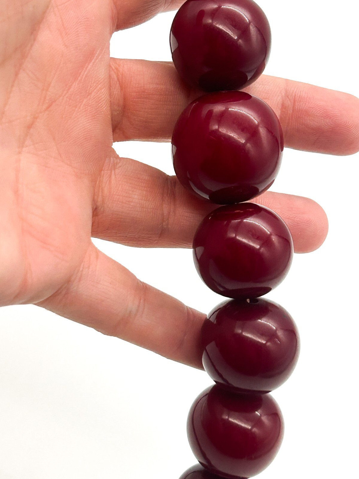 Vintage Graduated Burgundy Red Plastic Bead Necklace Hidden Screw Barrel Clasp