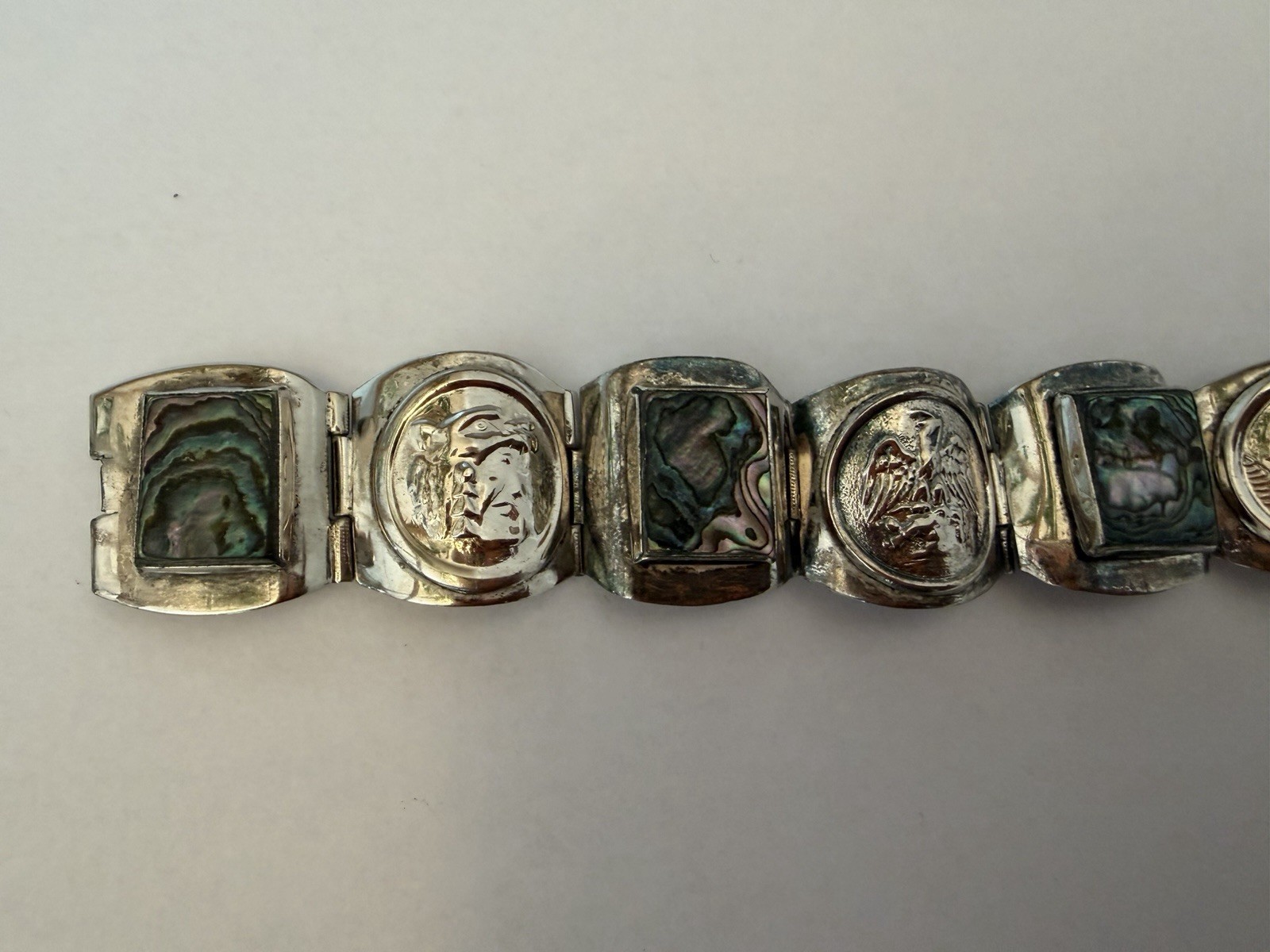 VINTAGE Hecho en Mexico Panel BRACELET WITH ABALONE & Beads- 7″ B5