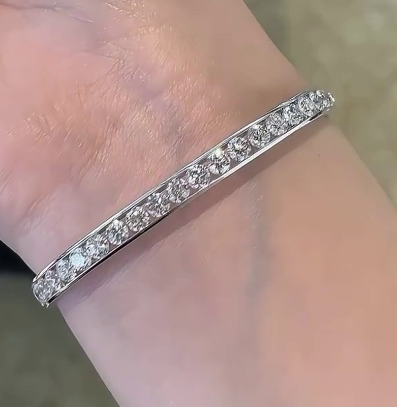 1.90 Ctw Round Cut Moissanite Bracelet Bangle Channel Set 14K White Gold Plated