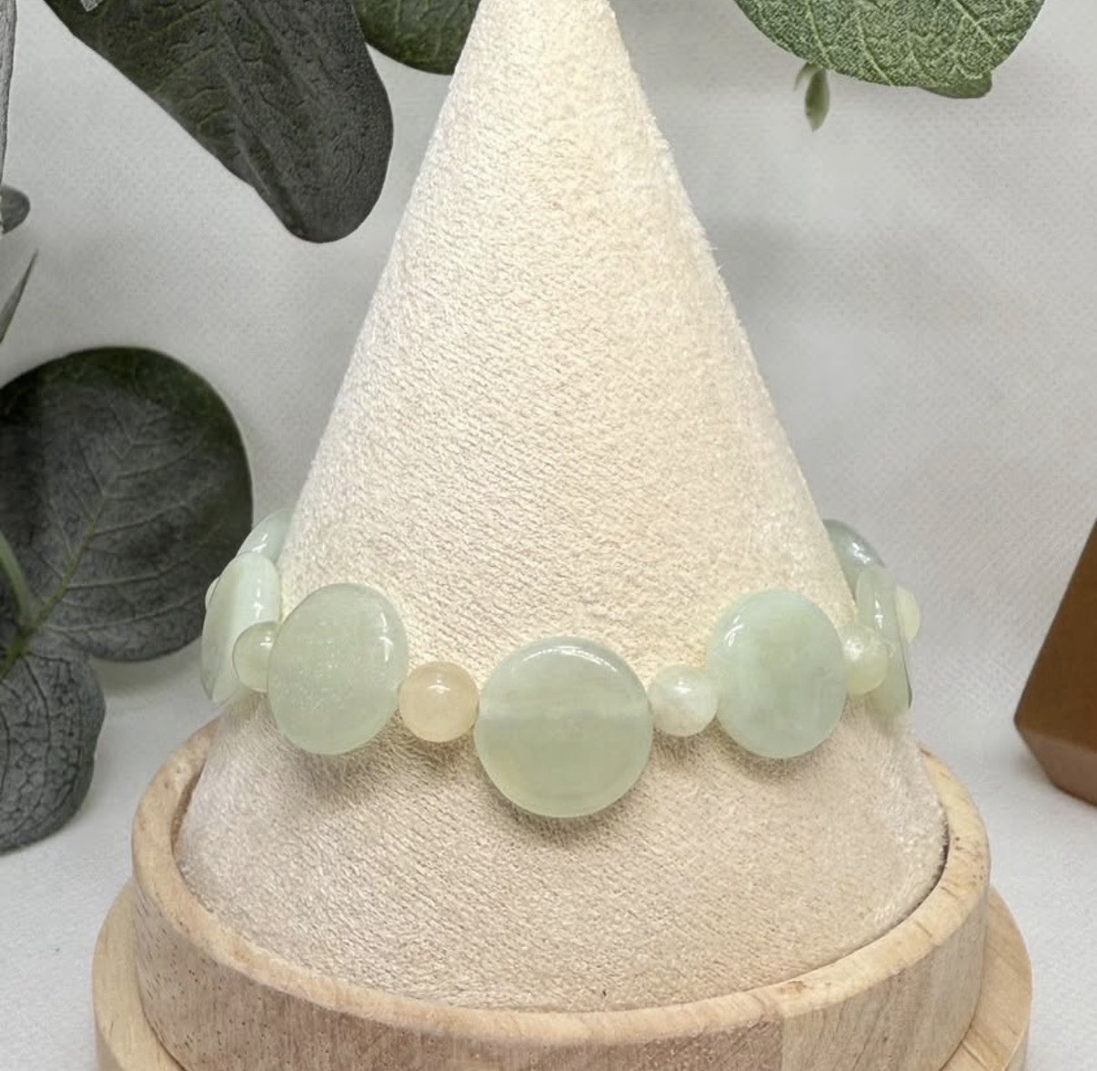 Xiu Jade Bead Bracelet 14.2MM
