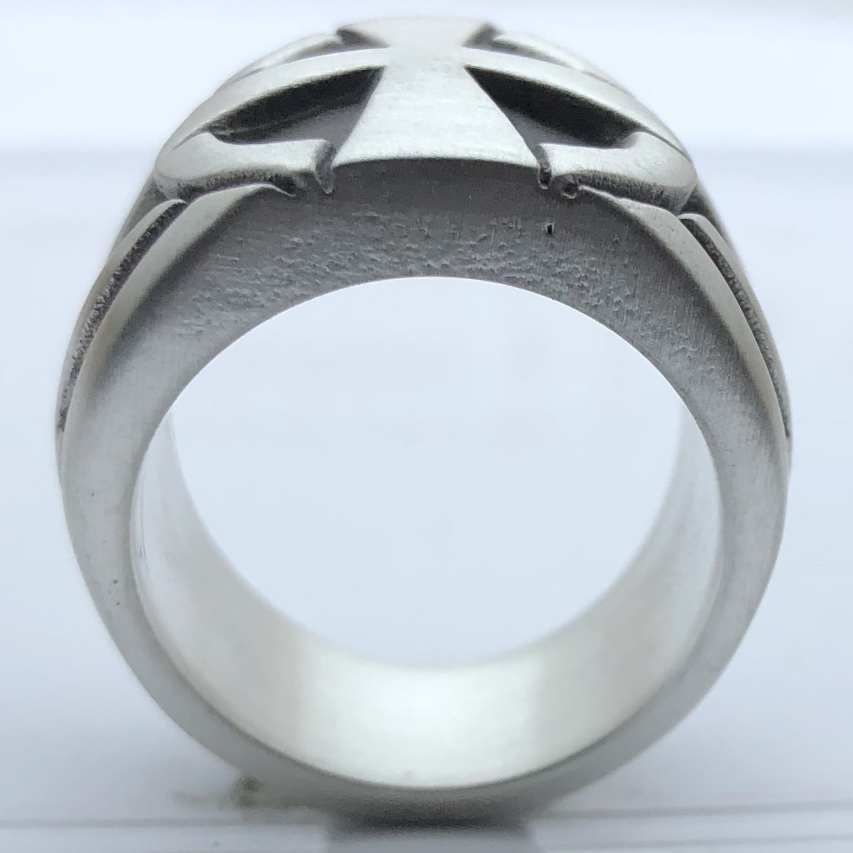 MJG STERLING SILVER KNIGHTS TEMPLAR RING- LIGHTNING SIDES. 35 GRAMS. HARLEY. 11+