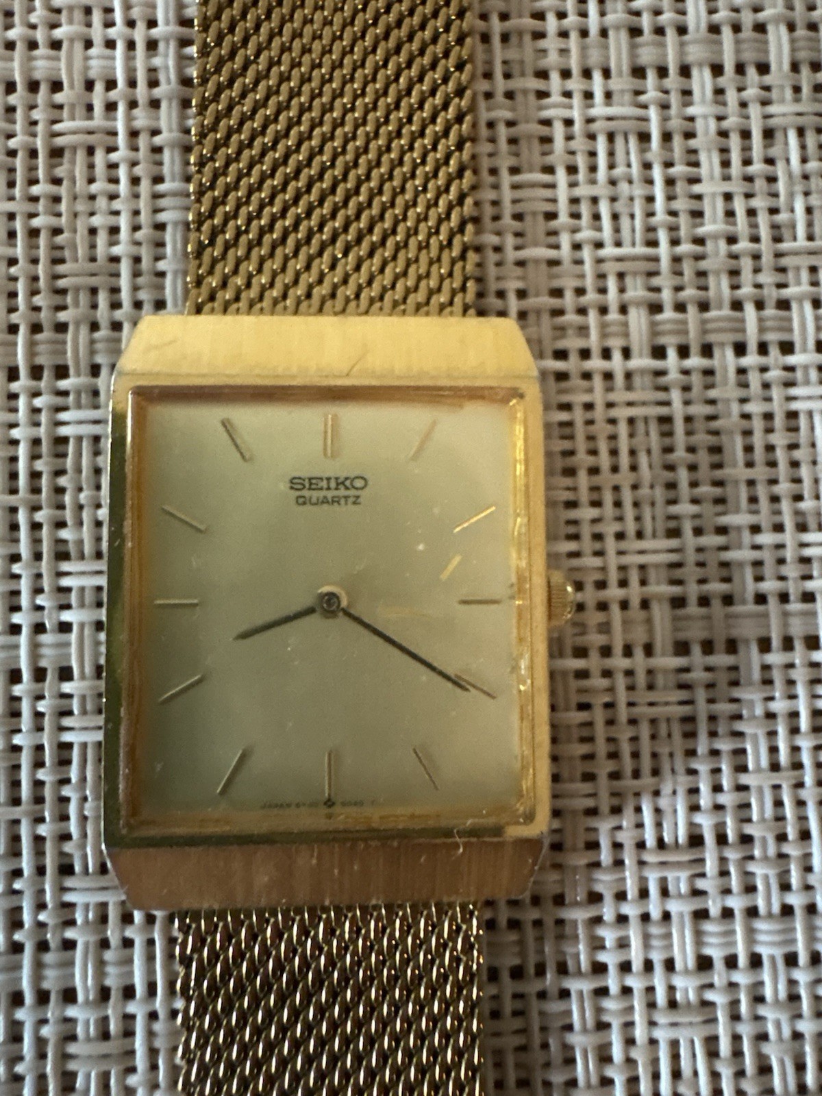 Seiko Lassale Unisex Quartz Watch Vintage, Gold-Tone, Ultra Slim