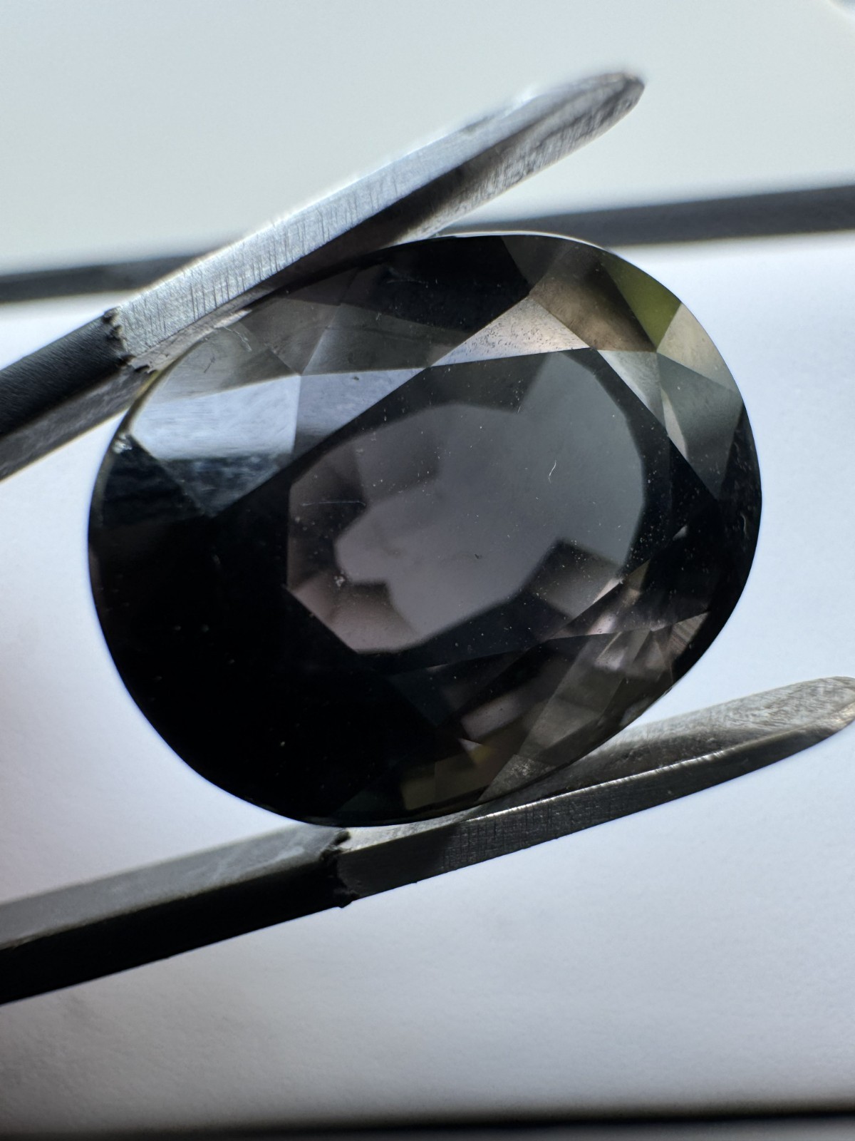 Dark Purple TOURMALINE, 14.04 Carats, 15.4 x 11.8 mm Oval, VSI. Mined in Nigeria