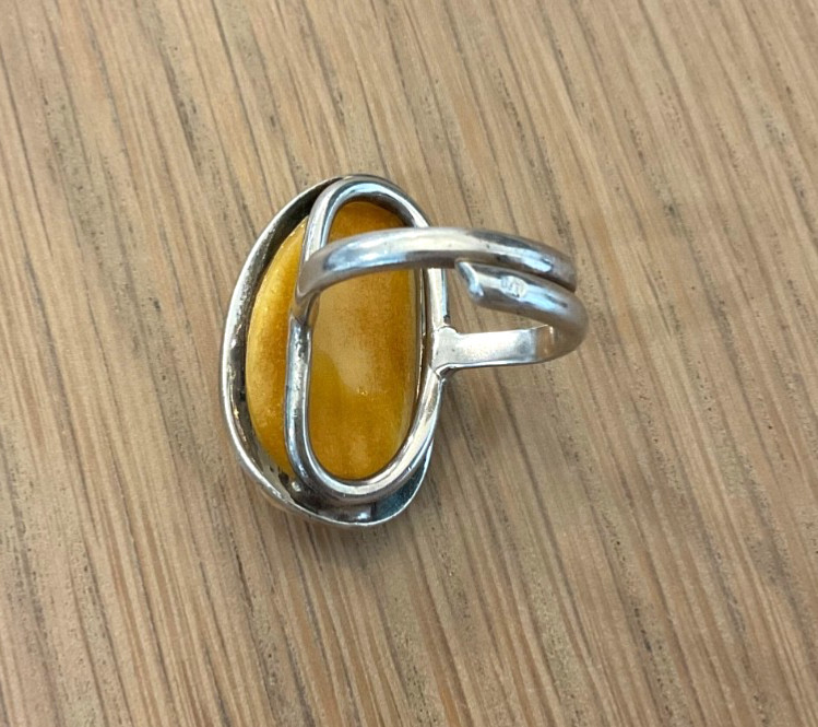 Vintage Baltic Butterscotch Amber Ring 925 Sterling Silver Egg Yolk Oval Size 7
