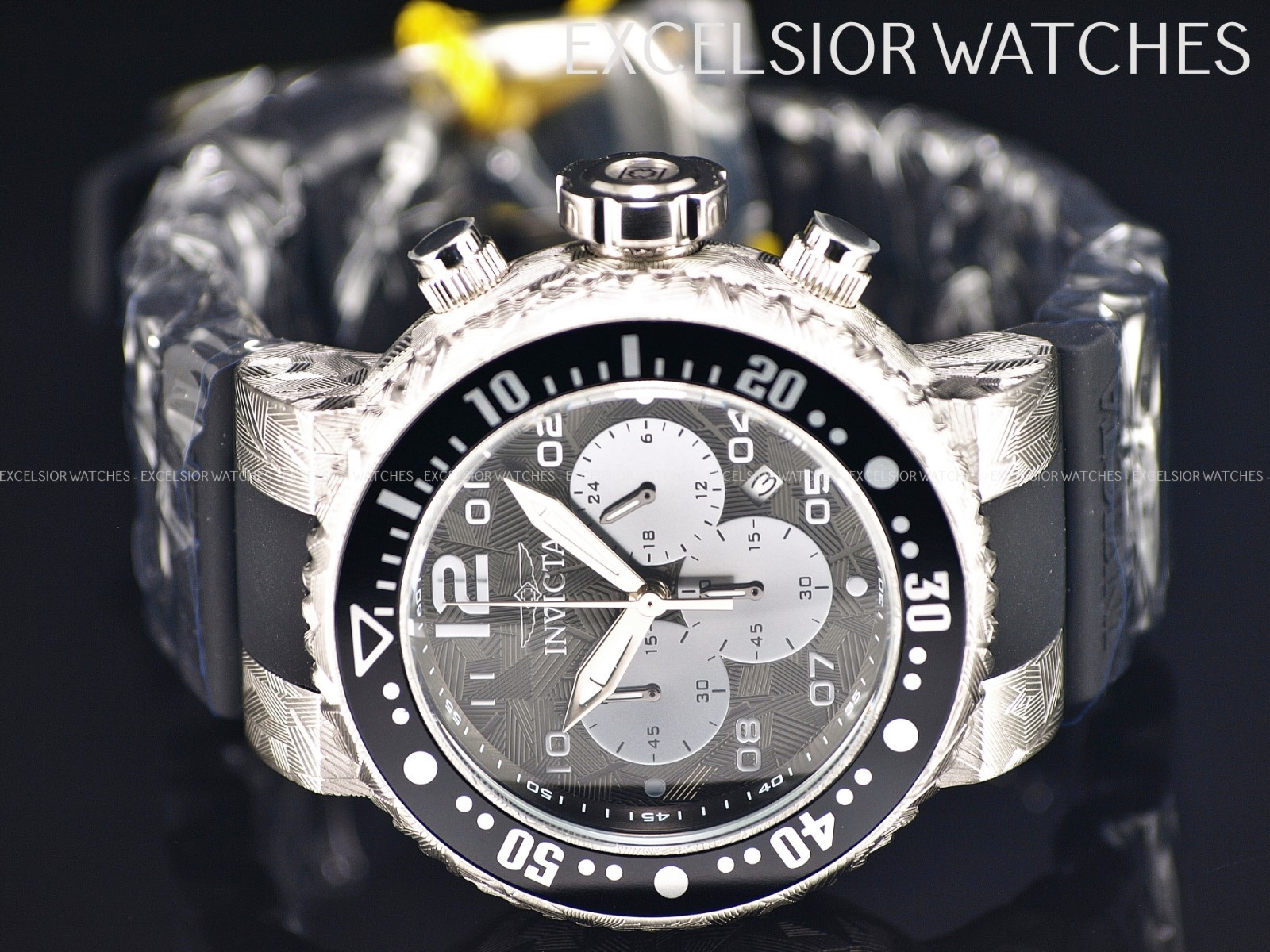 New Invicta Men’s 52mm Pro Diver Laser Acid Etched Quartz Chronograph SS Watch