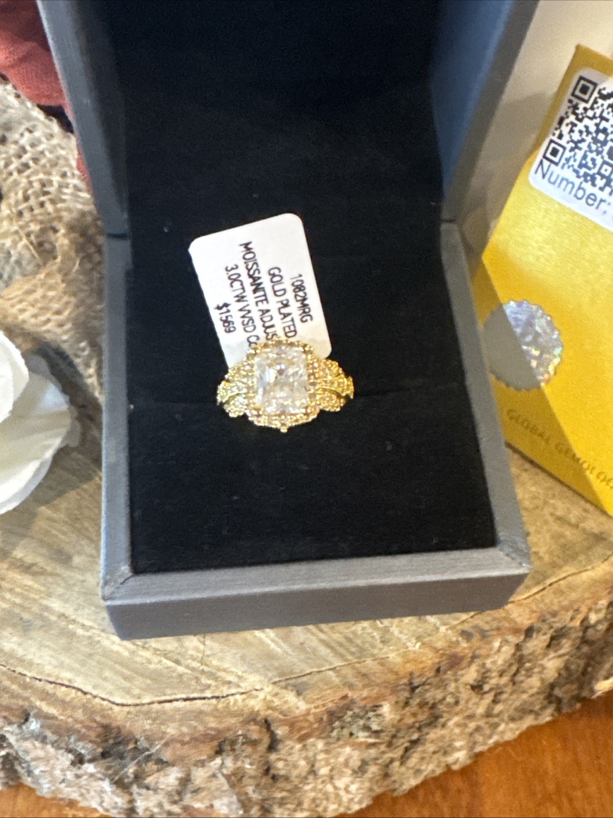Moissanite adjustable adjustable GOLD RING 3oct Size 4 Beautiful!