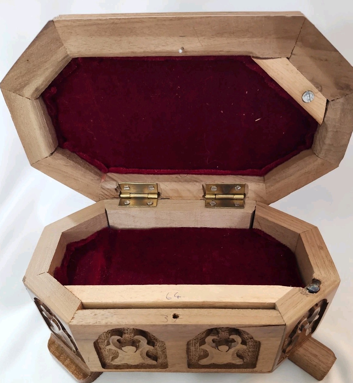 Vtg Kashmiri Hand Carved Walnut Wood Puzzle Jewelry Box Rotating Foot Lock-Read