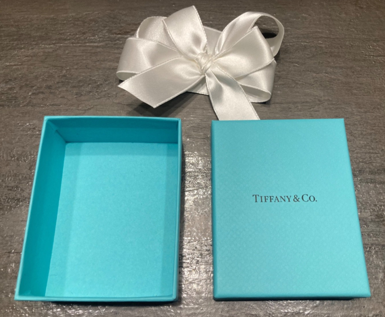 Tiffany Oval Clasping Link Jump Ring Charm or Bracelet Necklace Extender Length