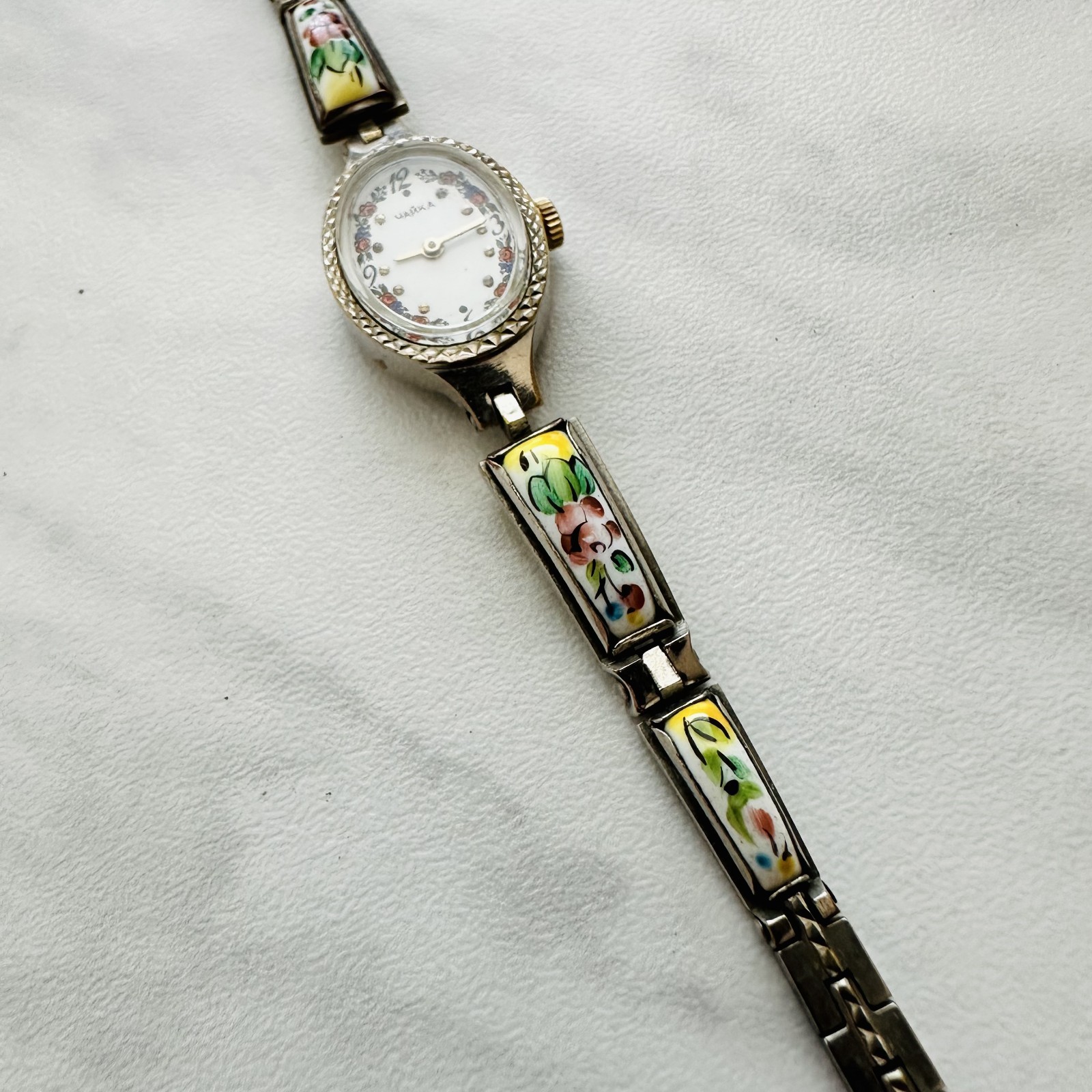 CHAIKA Enamel Stones Women Lady vtg soviet USSR Watch Mechanical Classic Luxury